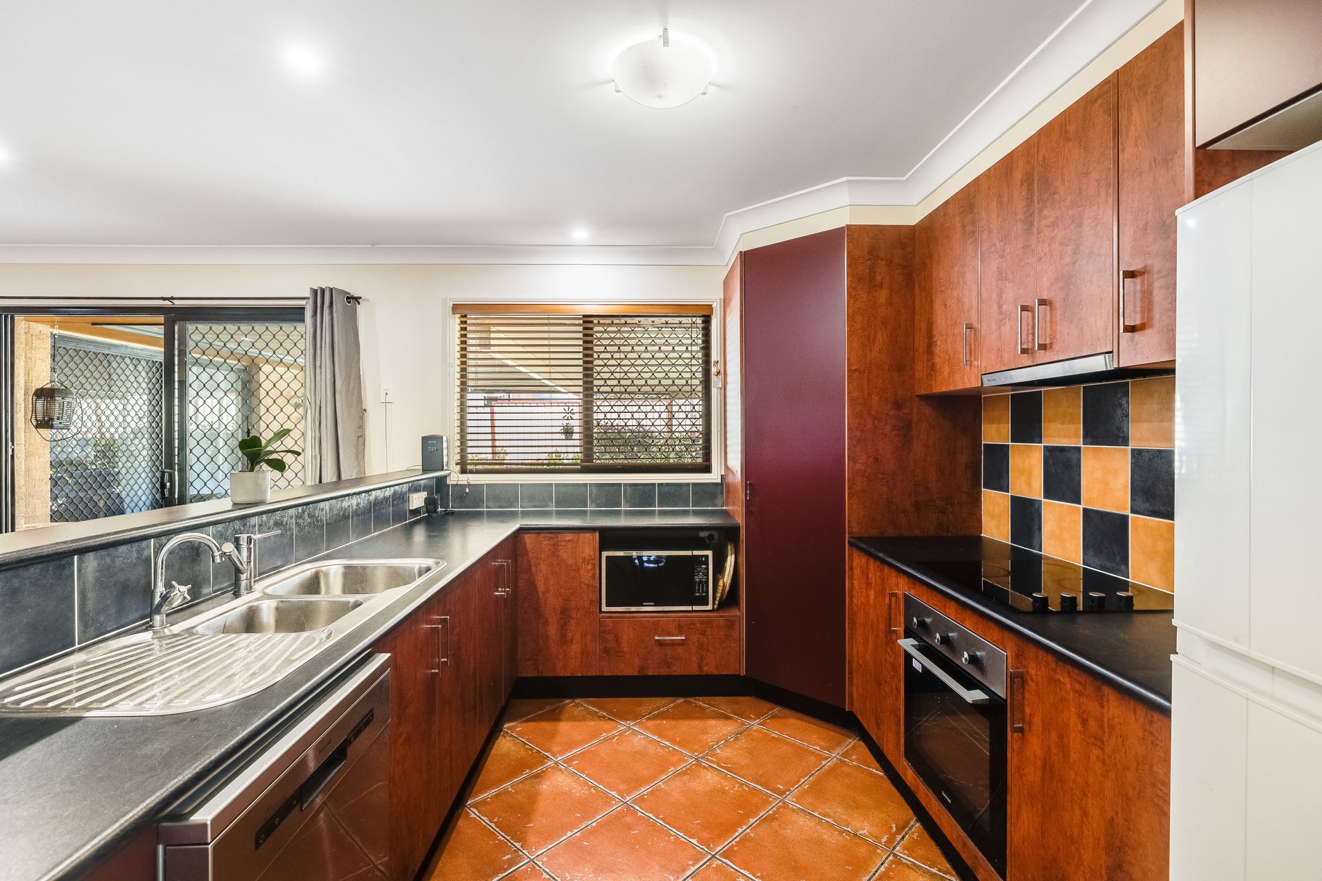 9 Kurrajong Court, Meringandan West, QLD 4352
