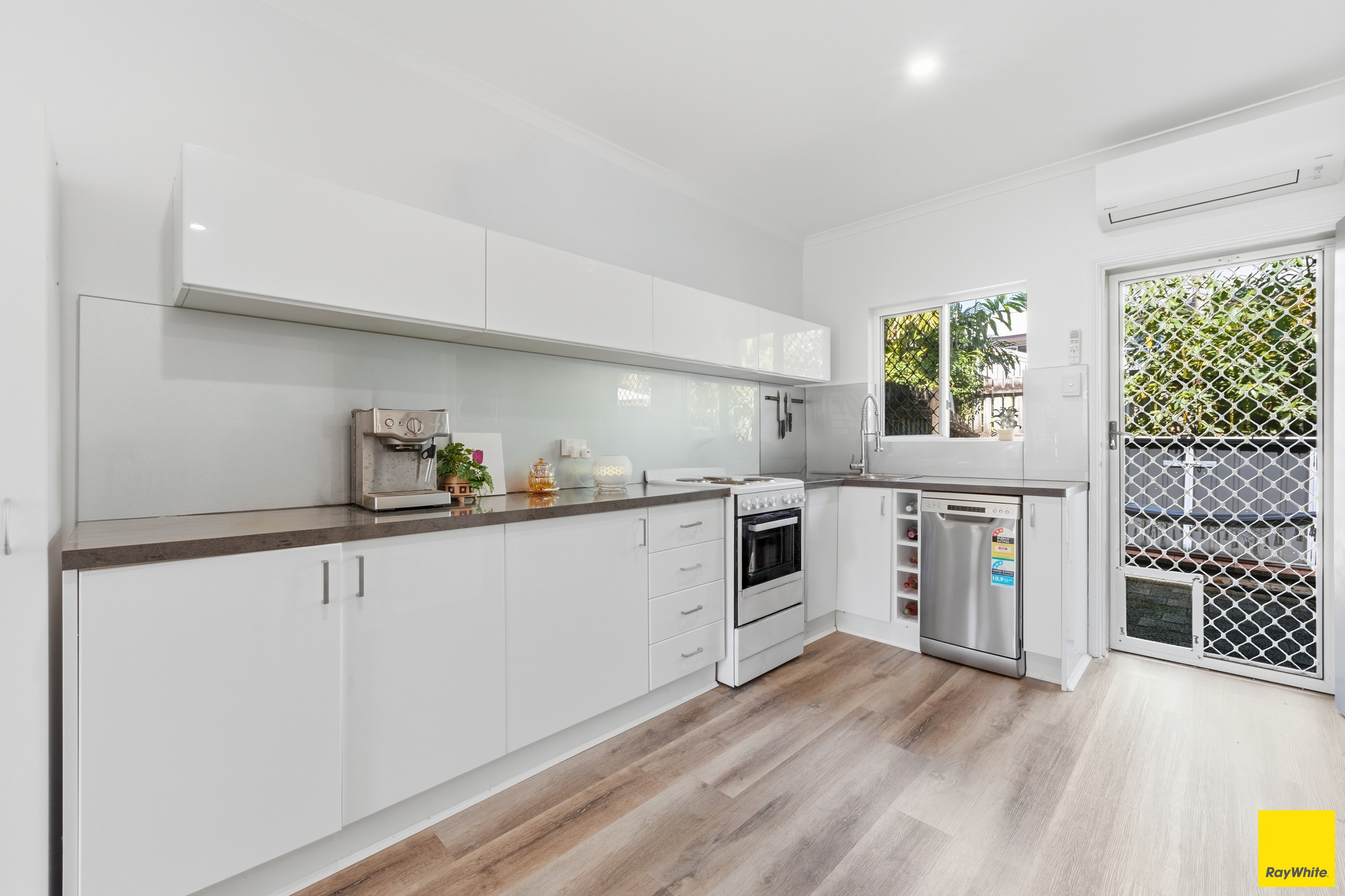 6/25-27 Fairweather Street, Yorkeys Knob, QLD 4878