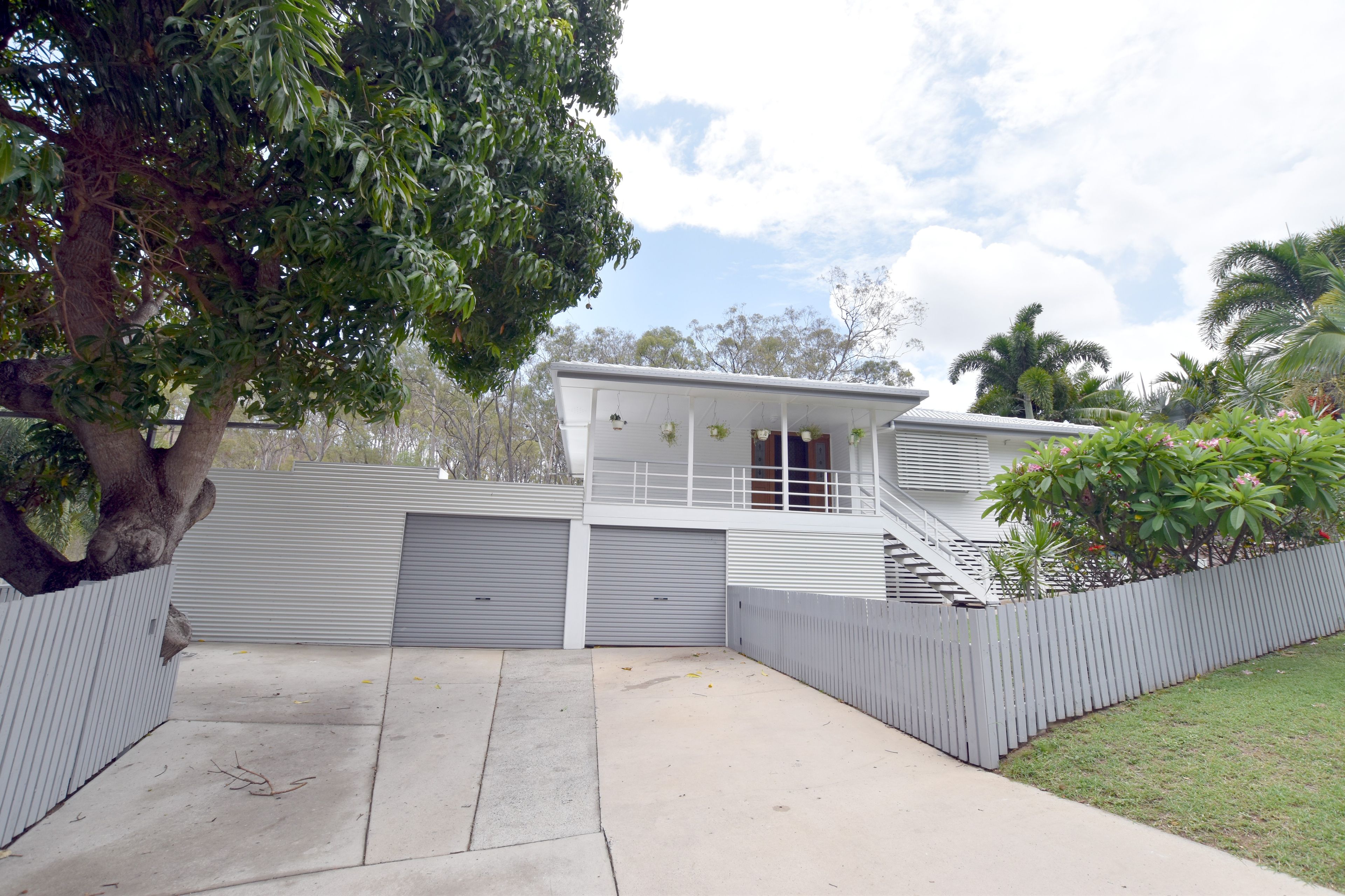 40 Boyne Crescent, West Gladstone, QLD 4680