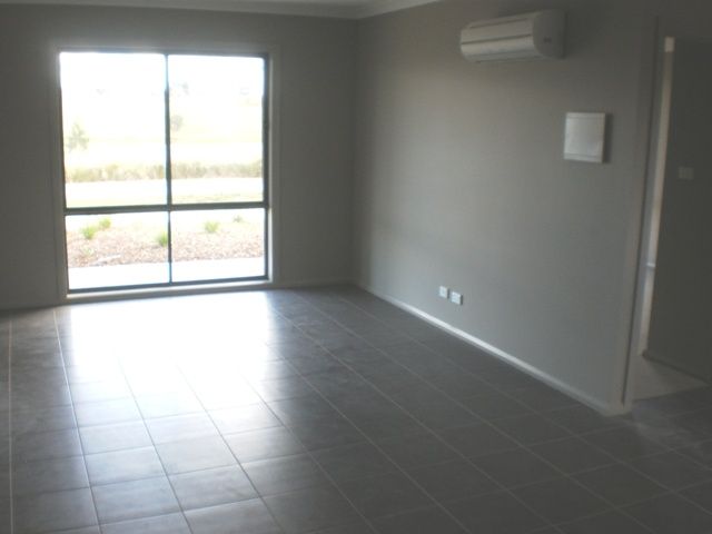1/144 Oodgeroo Avenue, Franklin, ACT 2913