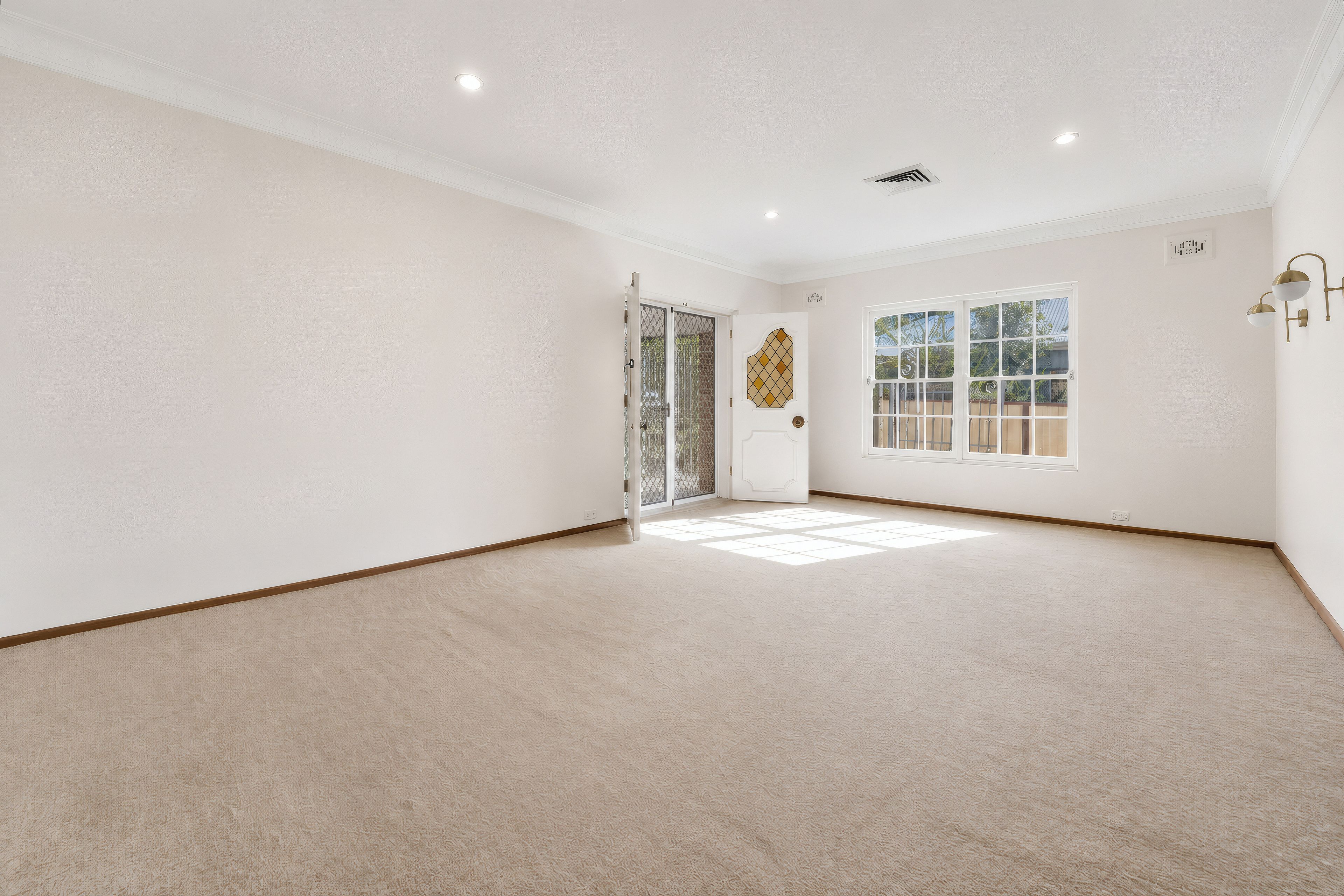 5 Veronica Street — photo 3 of 10