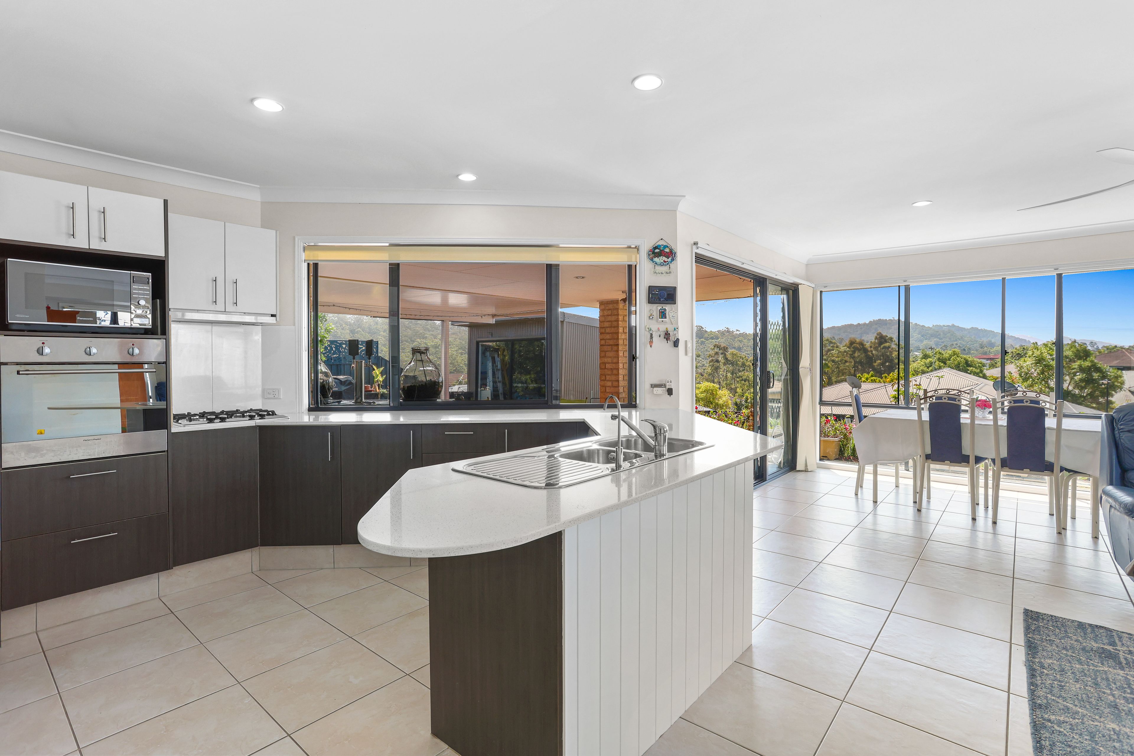 102 Wunburra Circle — photo 3 of 19