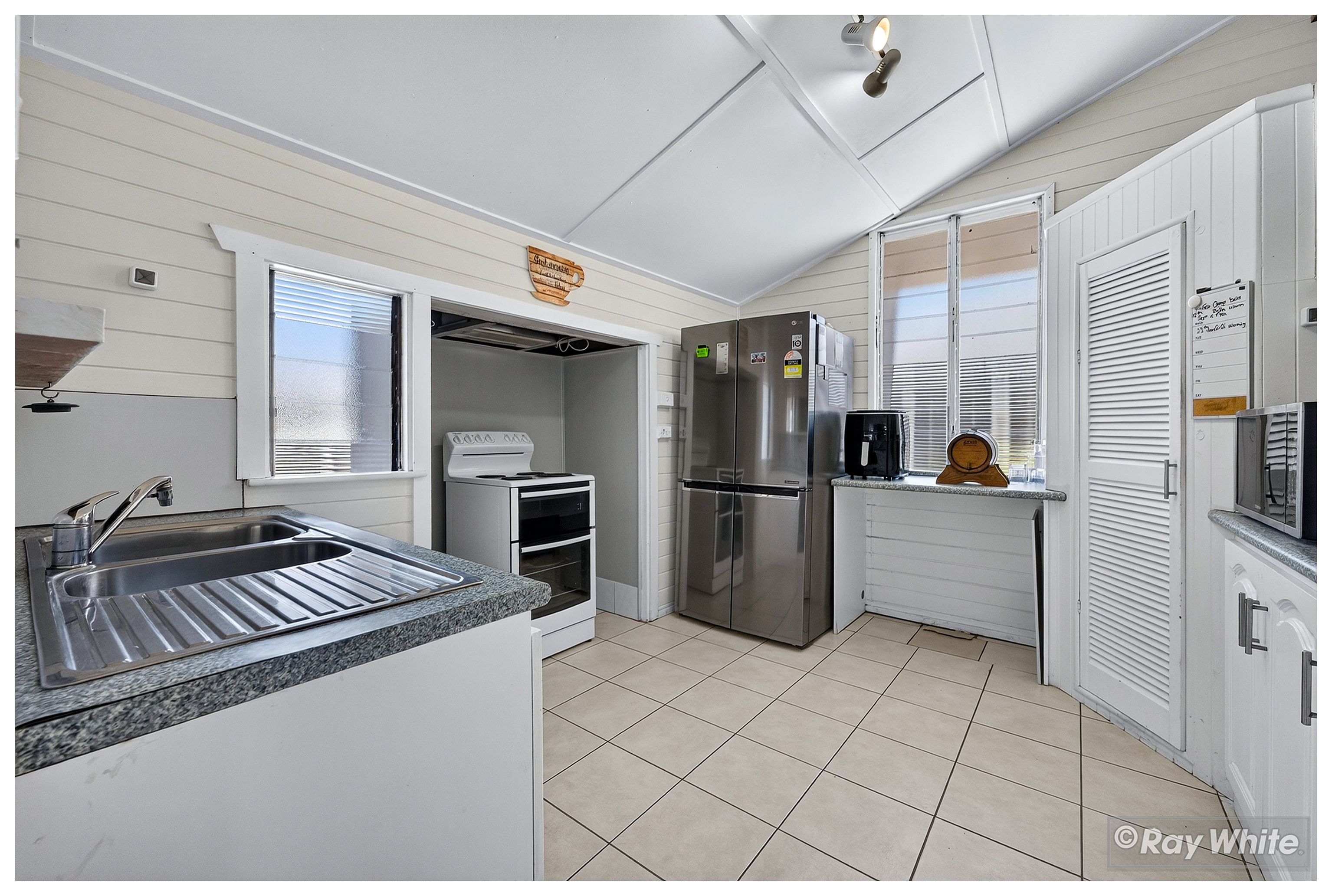 217 William Street — photo 4 of 30