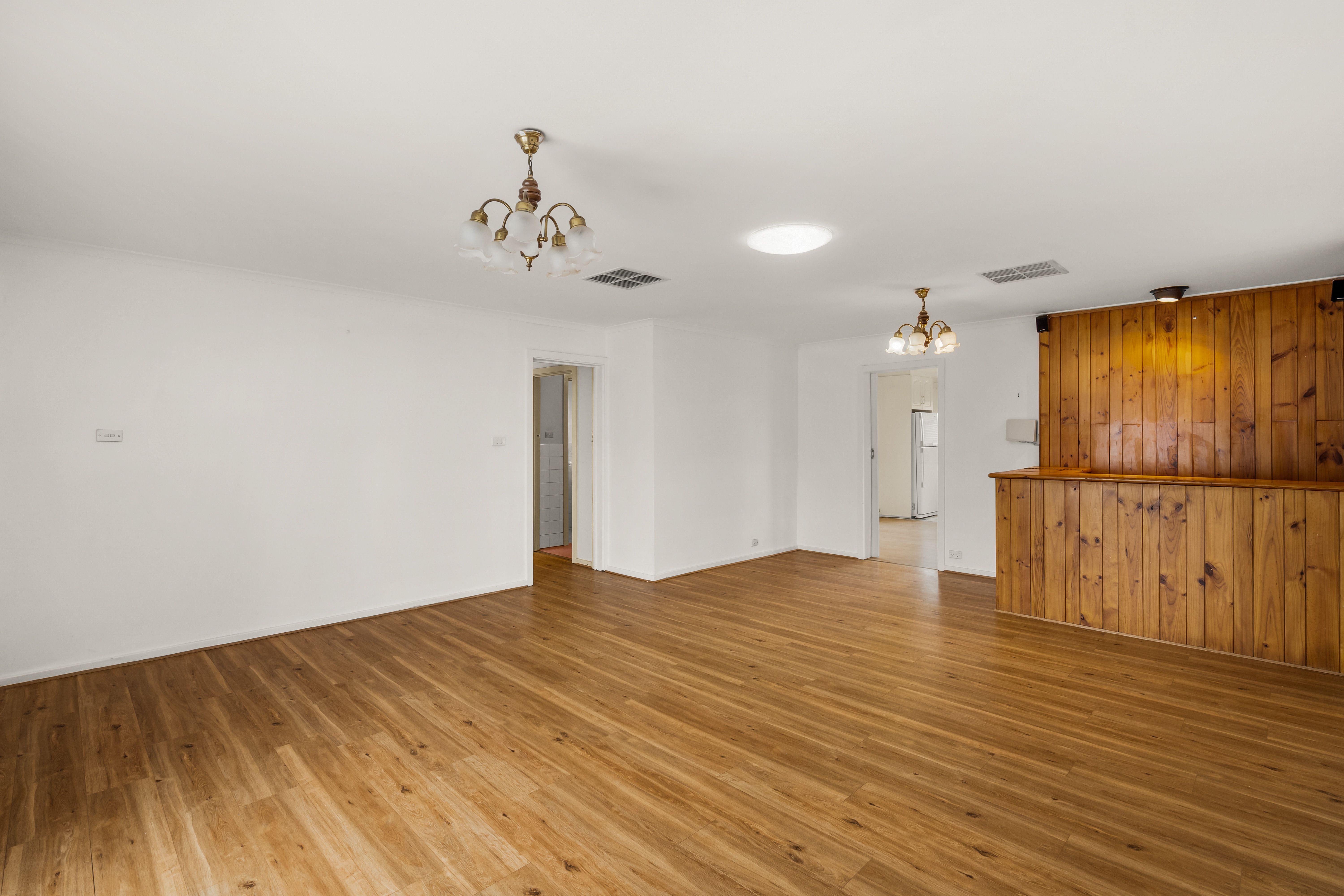 8 Verdon Drive — photo 12 of 28