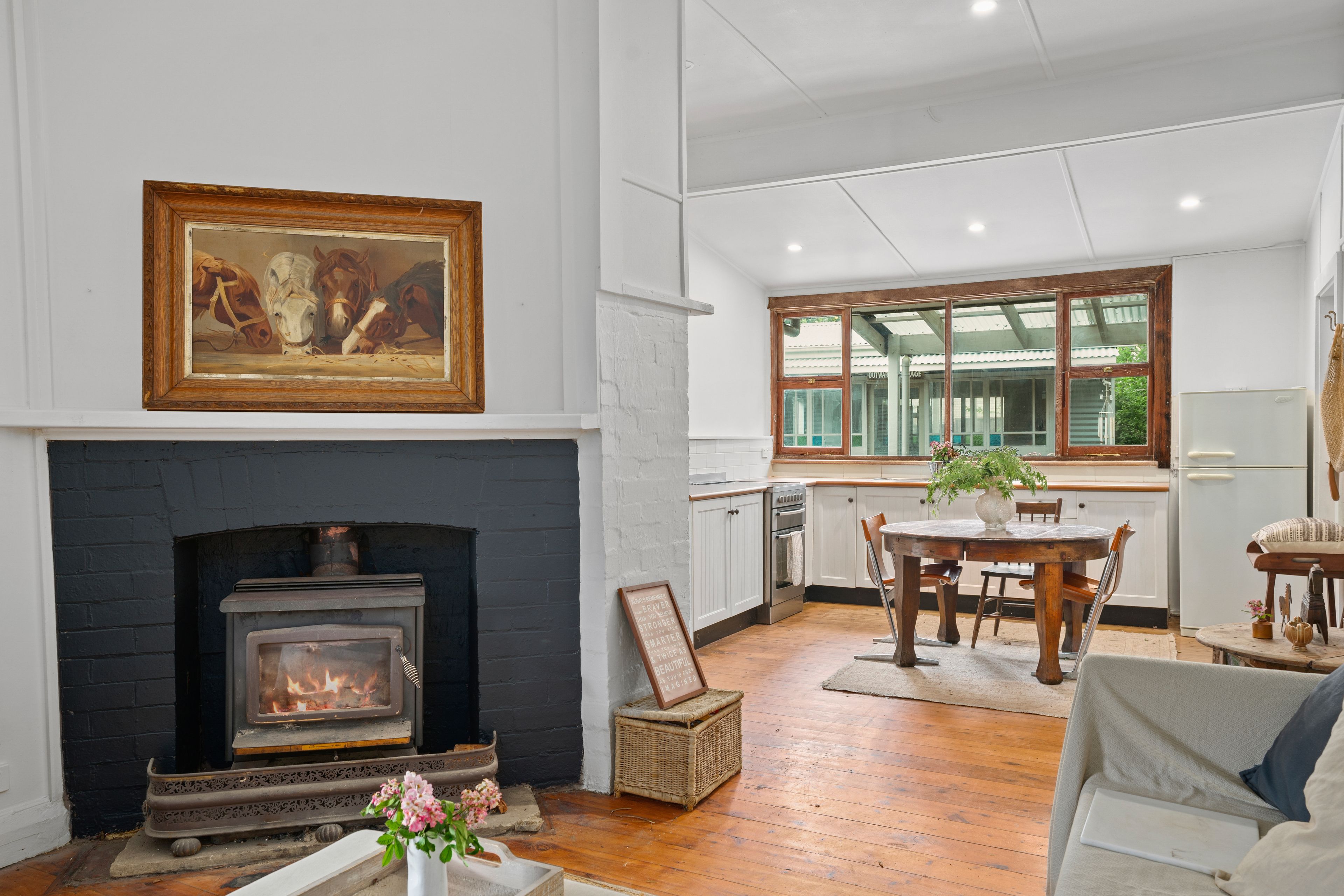 11-13-meryla-street-robertson-nsw-2577-sold-house-ray-white-bowral