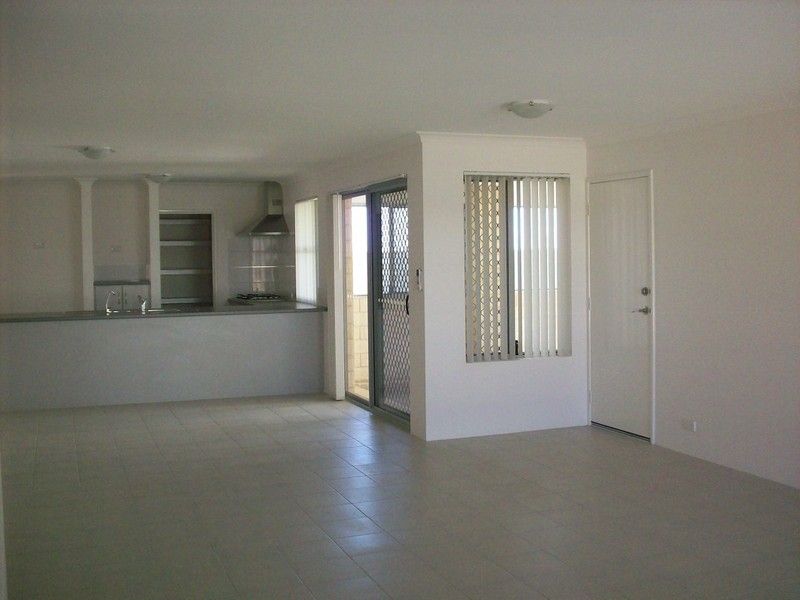 14 Spindrift Vista, Glenfield, WA 6532