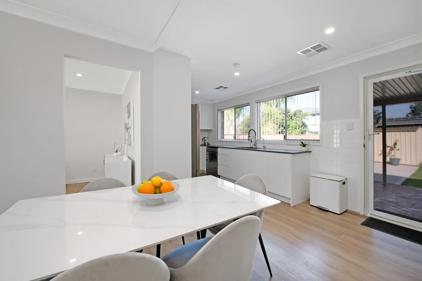 38 St Clair Avenue — photo 8 of 11