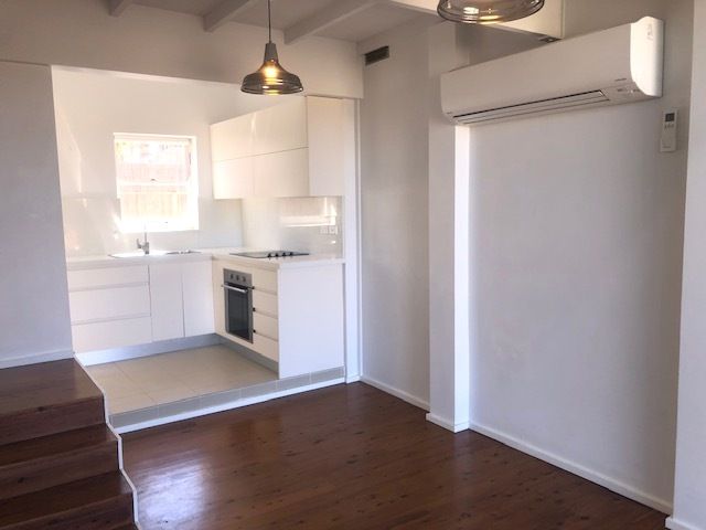 8a Lofts Avenue, Roselands, NSW 2196