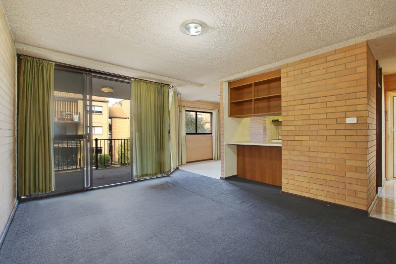 14/429 McDonald Road, Lavington, NSW 2641