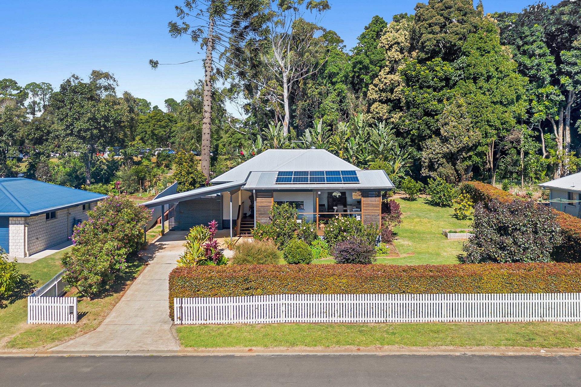 219 Long Road, Tamborine Mountain QLD 4272