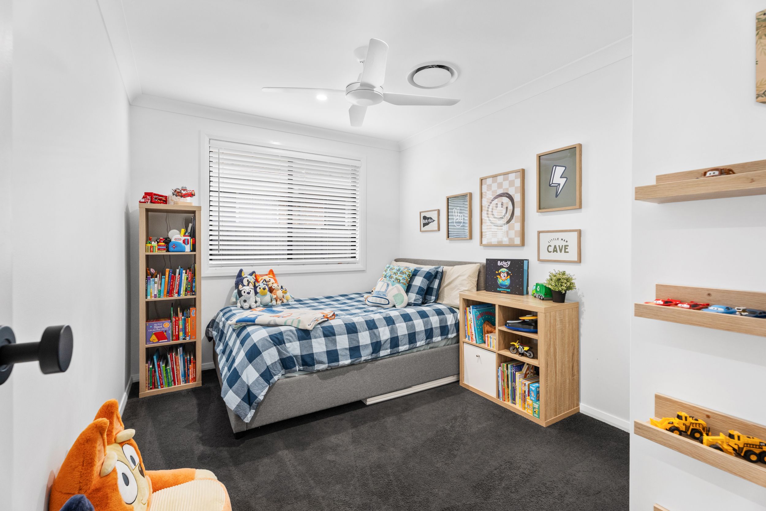 17 Academy Street, Jordan Springs, NSW