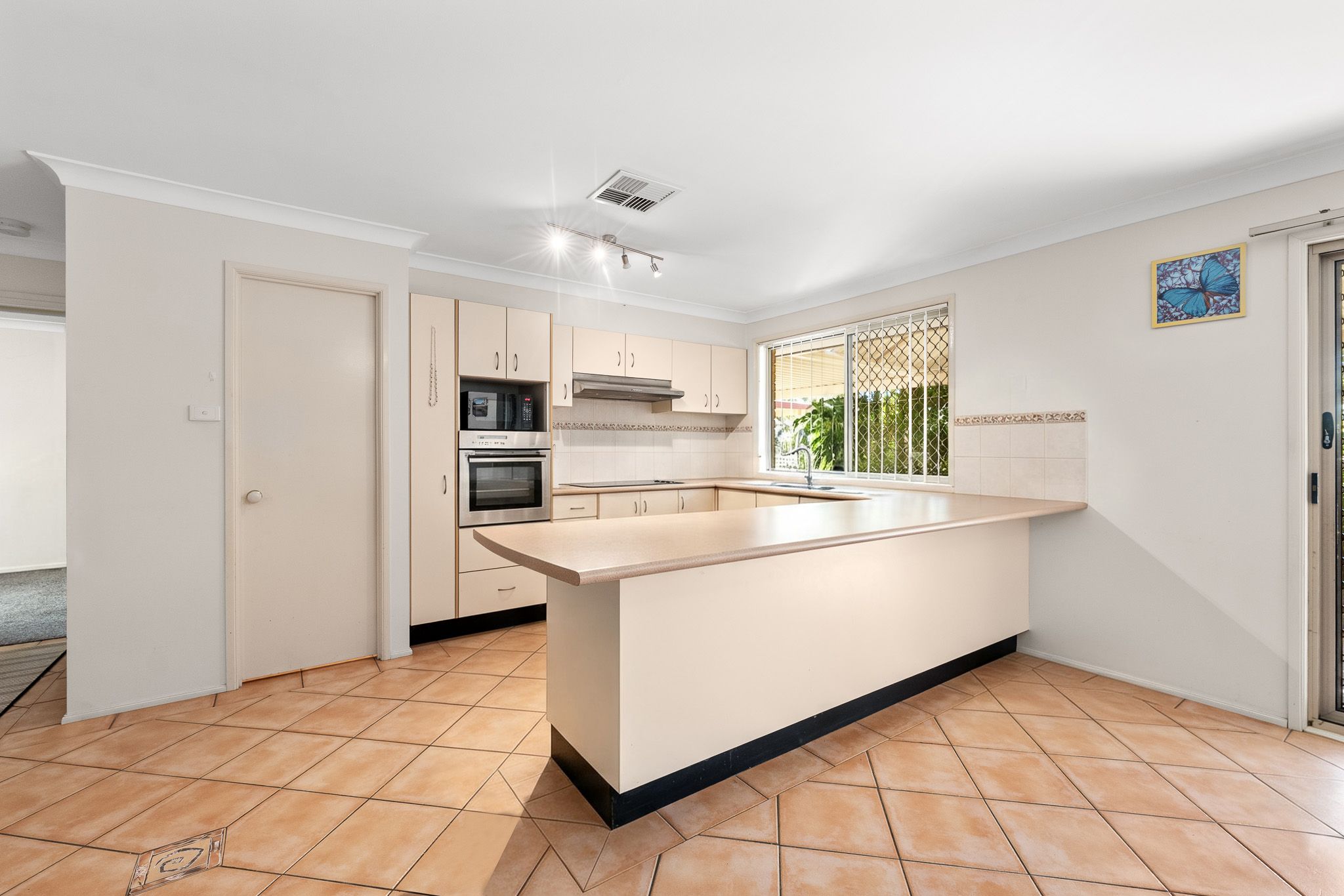 3 Harriet Close — photo 8 of 29