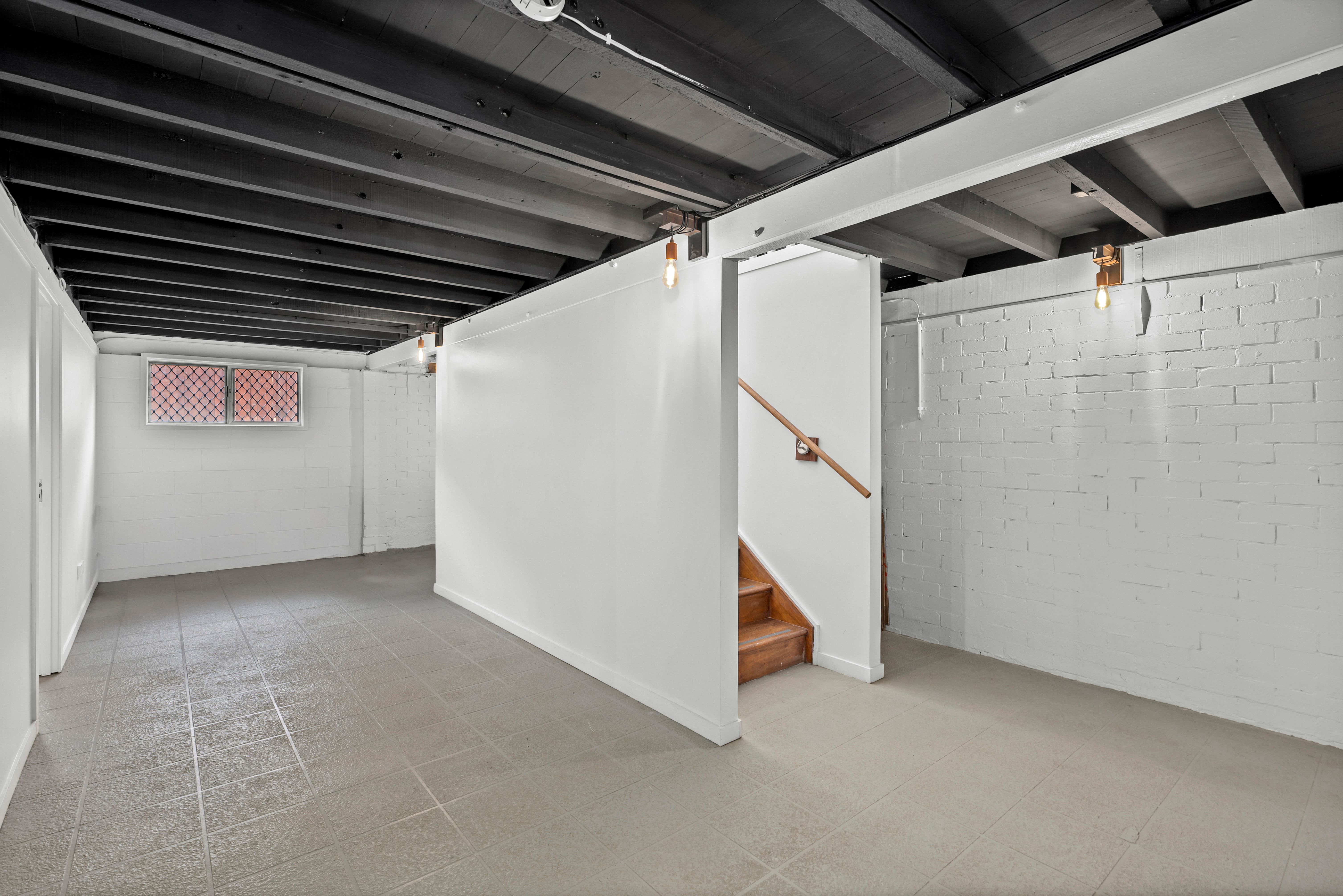 15 Yvonne Street — photo 17 of 26