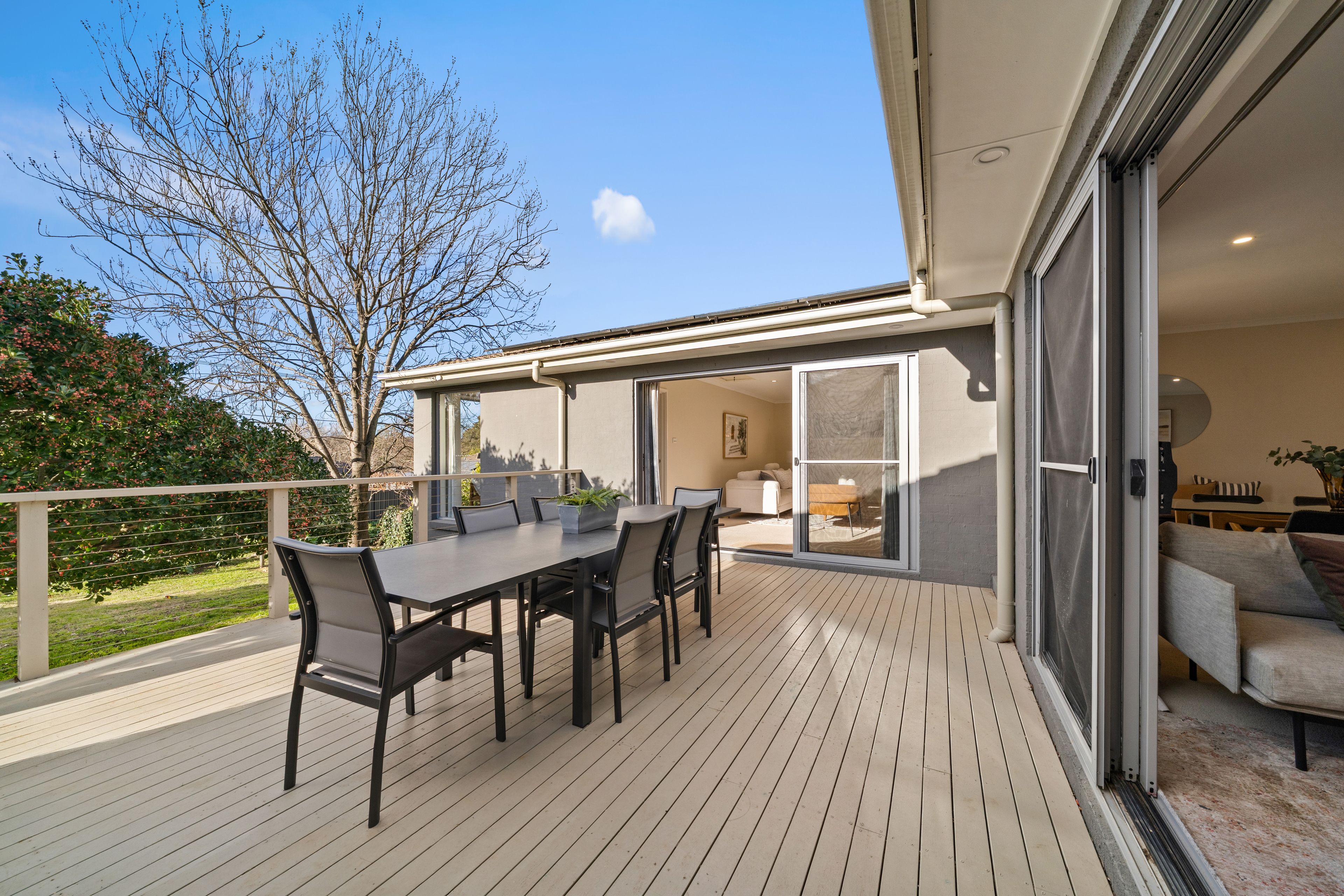 53 Lyttleton Crescent — photo 17 of 25