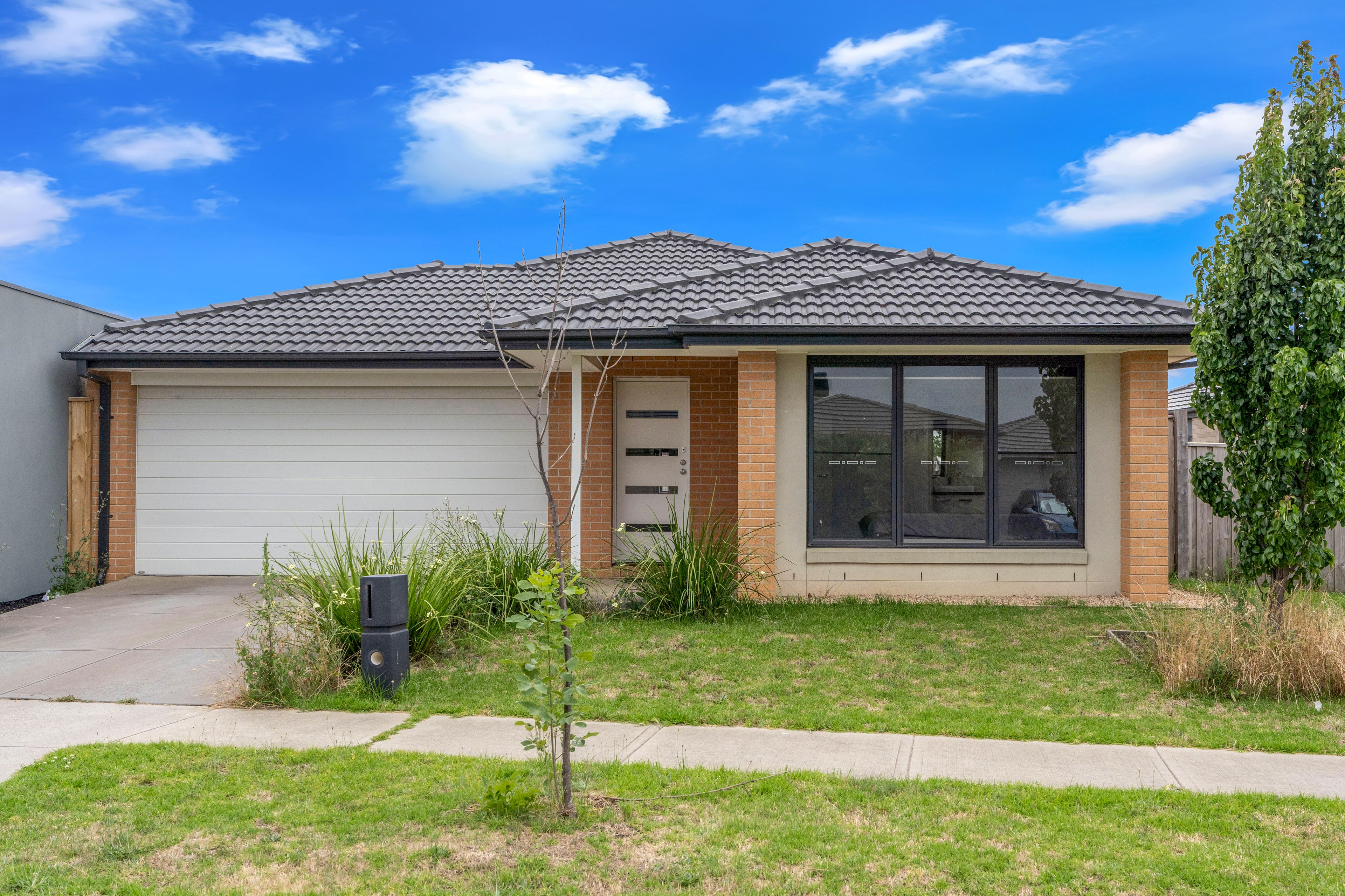 19 Cochrane Avenue, Mickleham VIC 3064