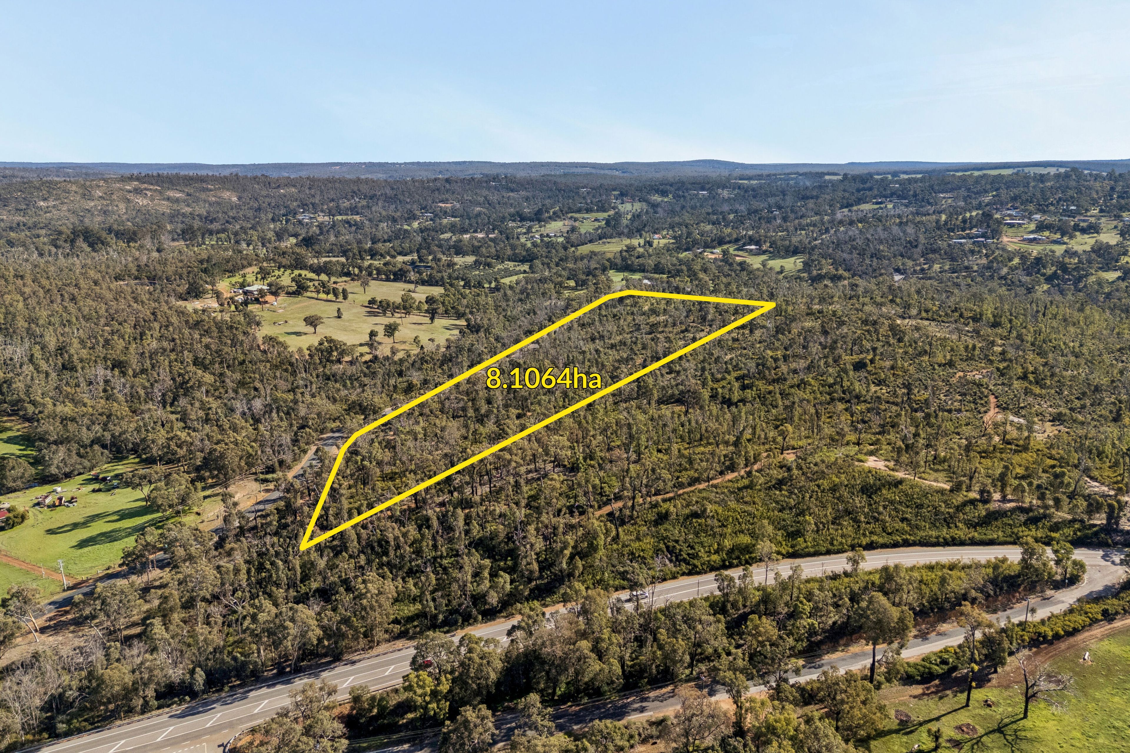 476 Old Coach Road East — photo 3 of 27