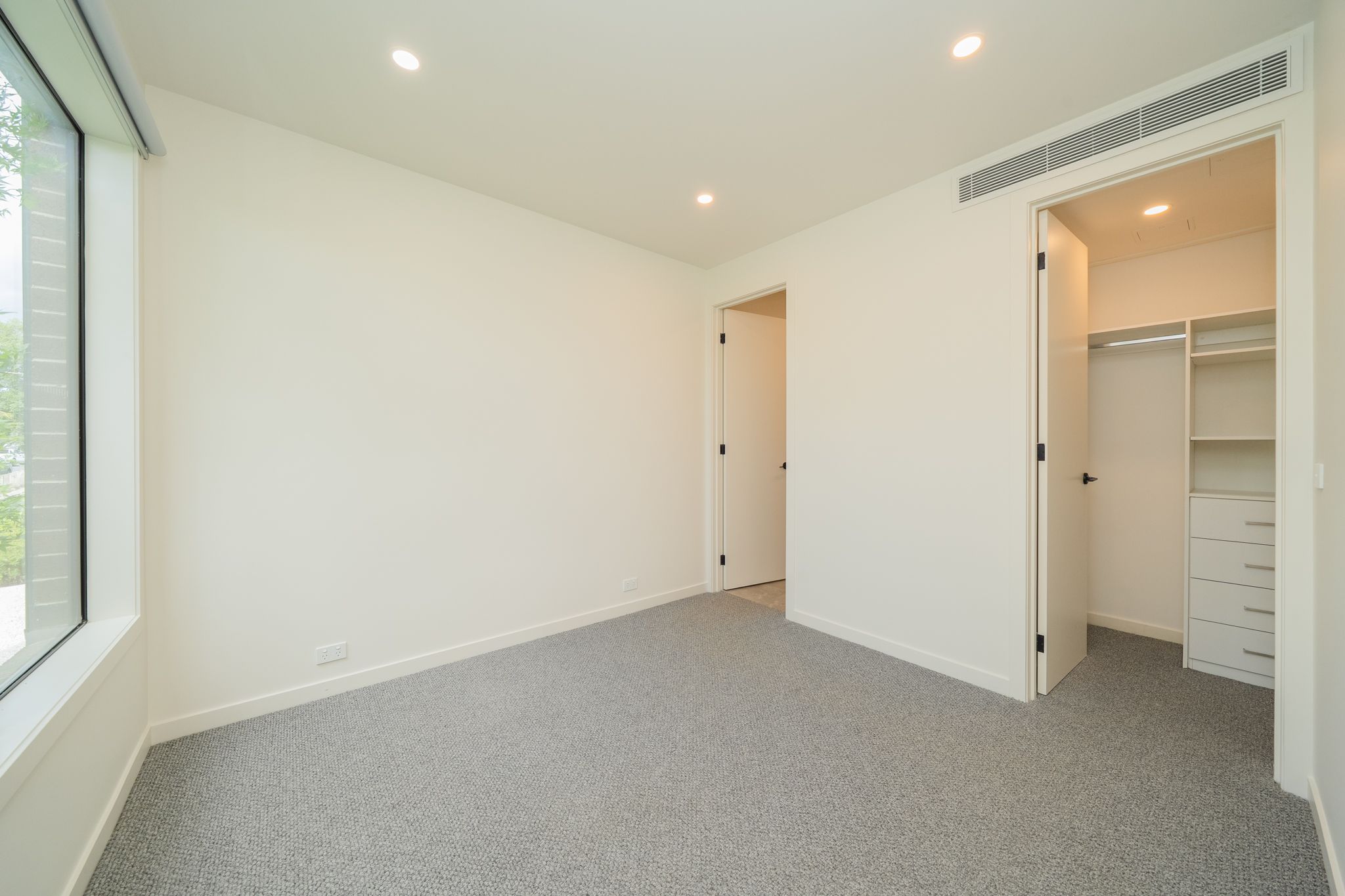 10 Stella Street — photo 6 of 15