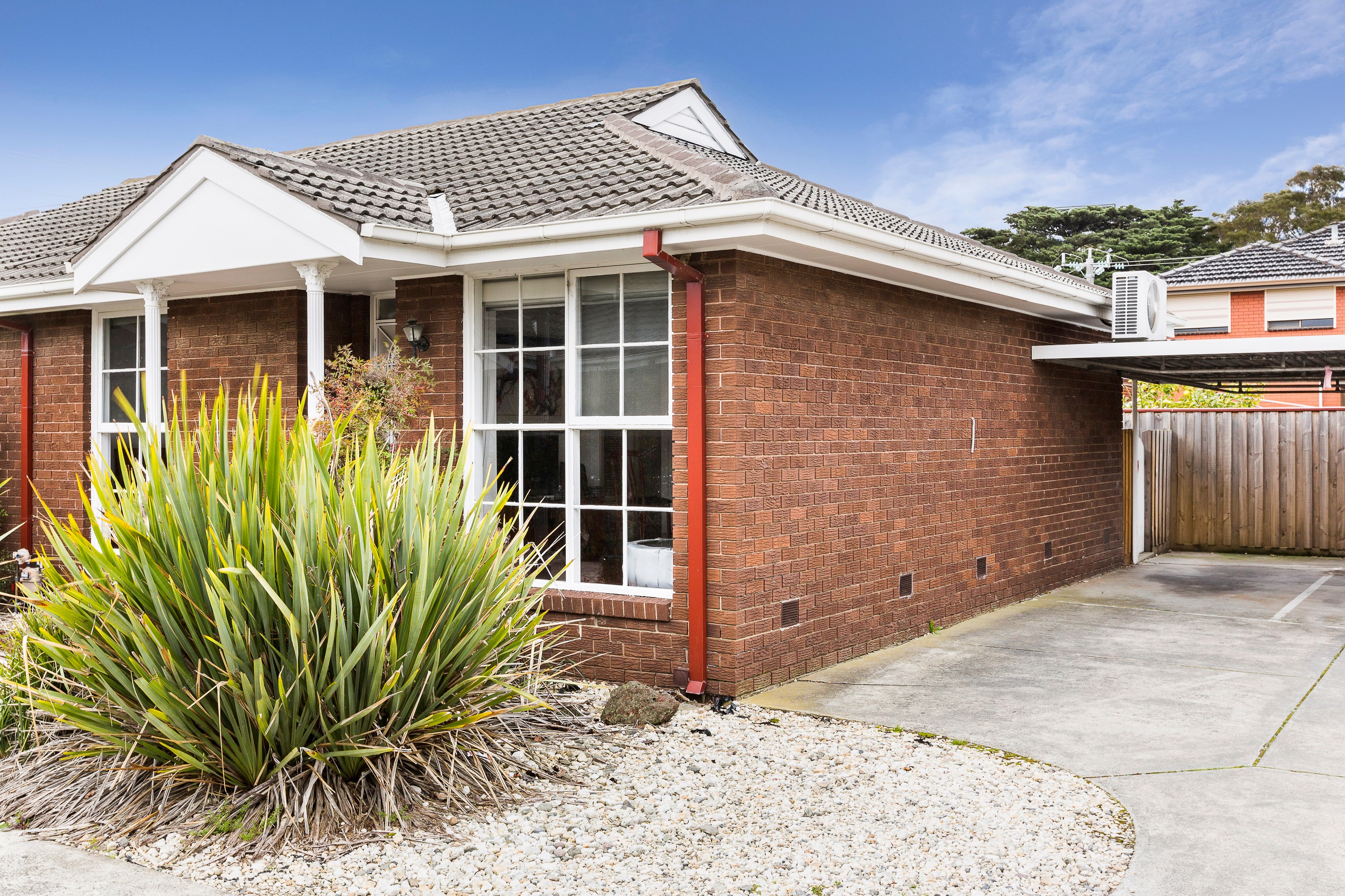 2/10 Hilltop Avenue, Clayton, VIC 3168