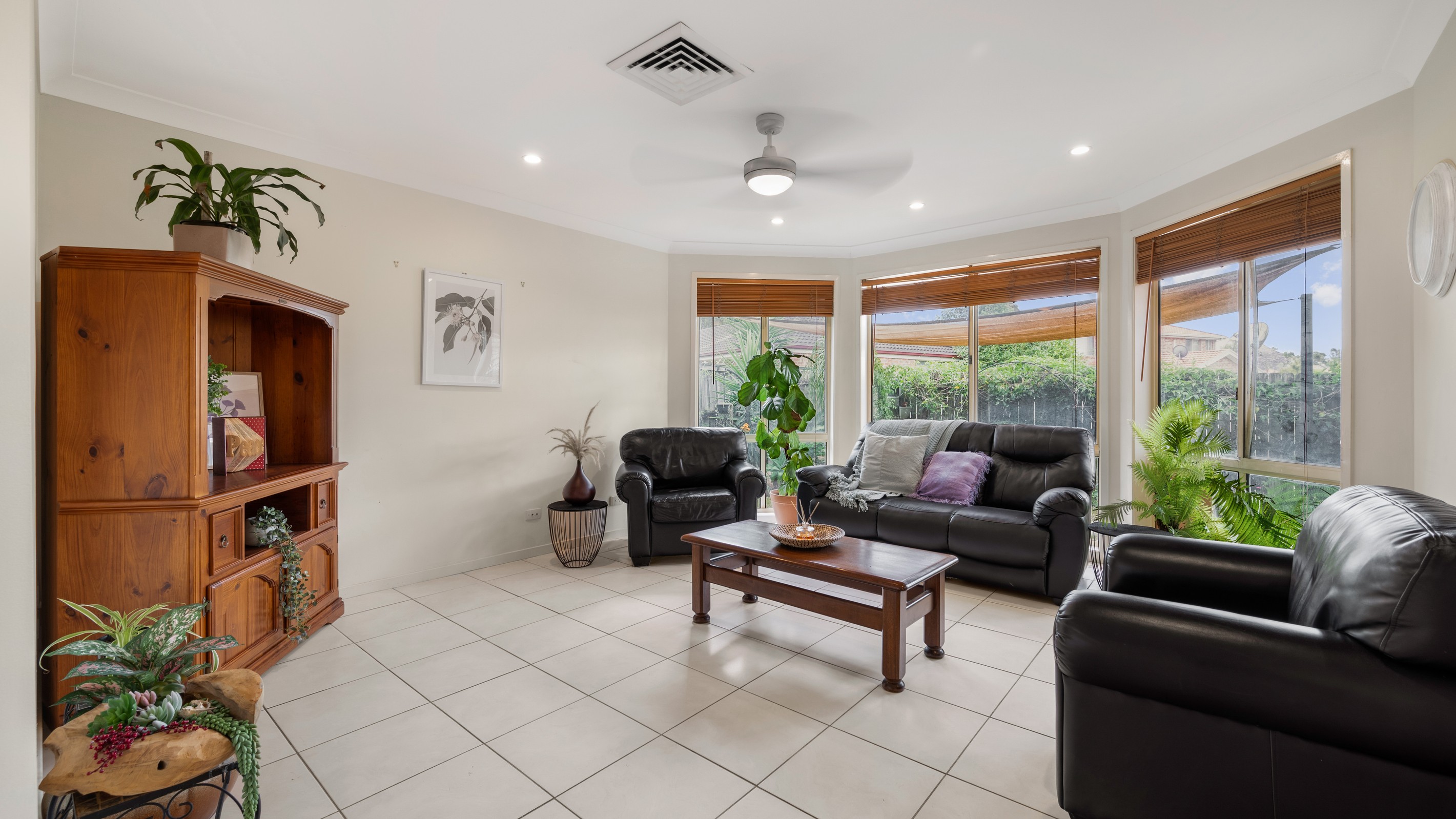 11 Dillwynia Drive, Glenmore Park, NSW 2745