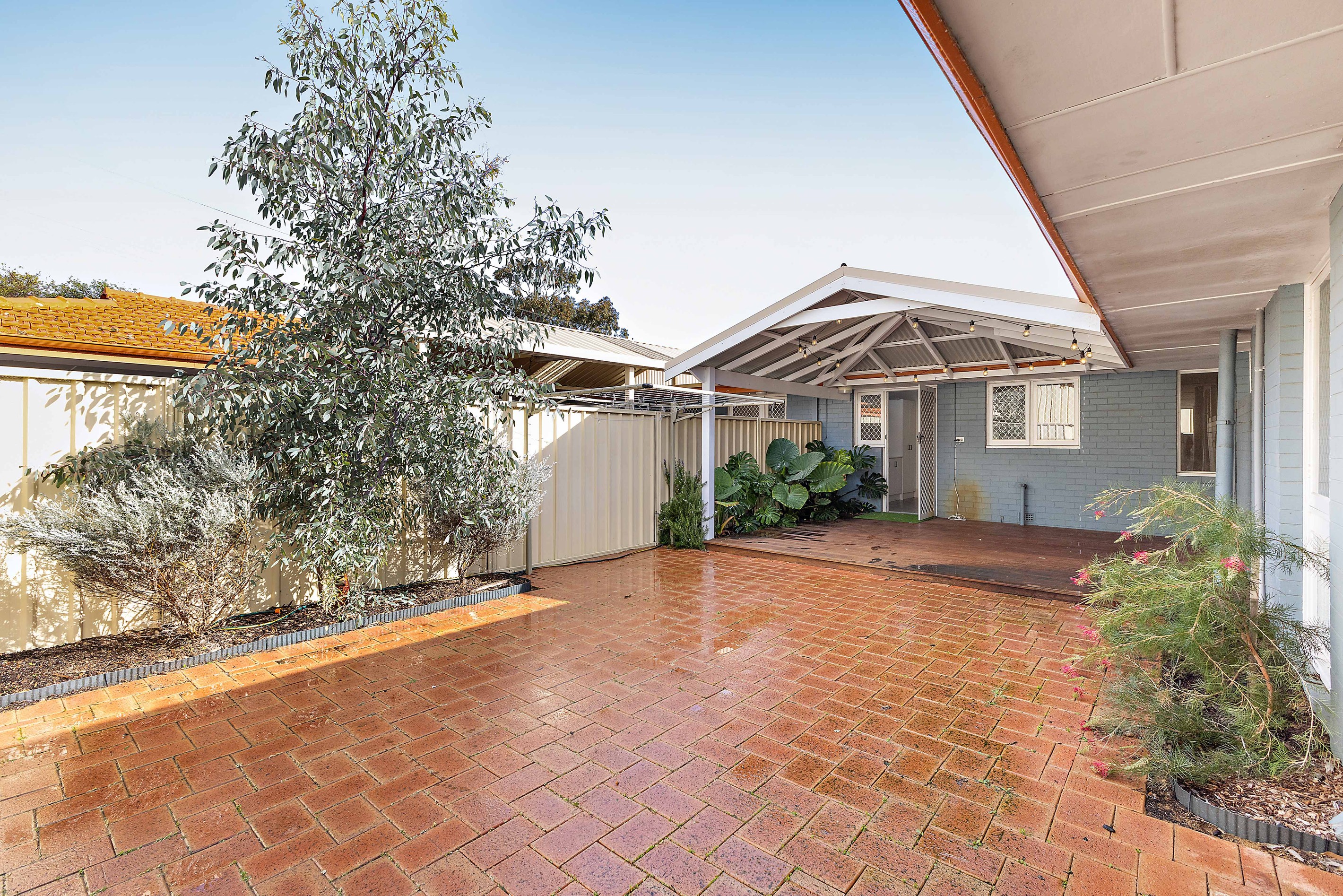 7 Rambures Way, Hamilton Hill, WA 6163