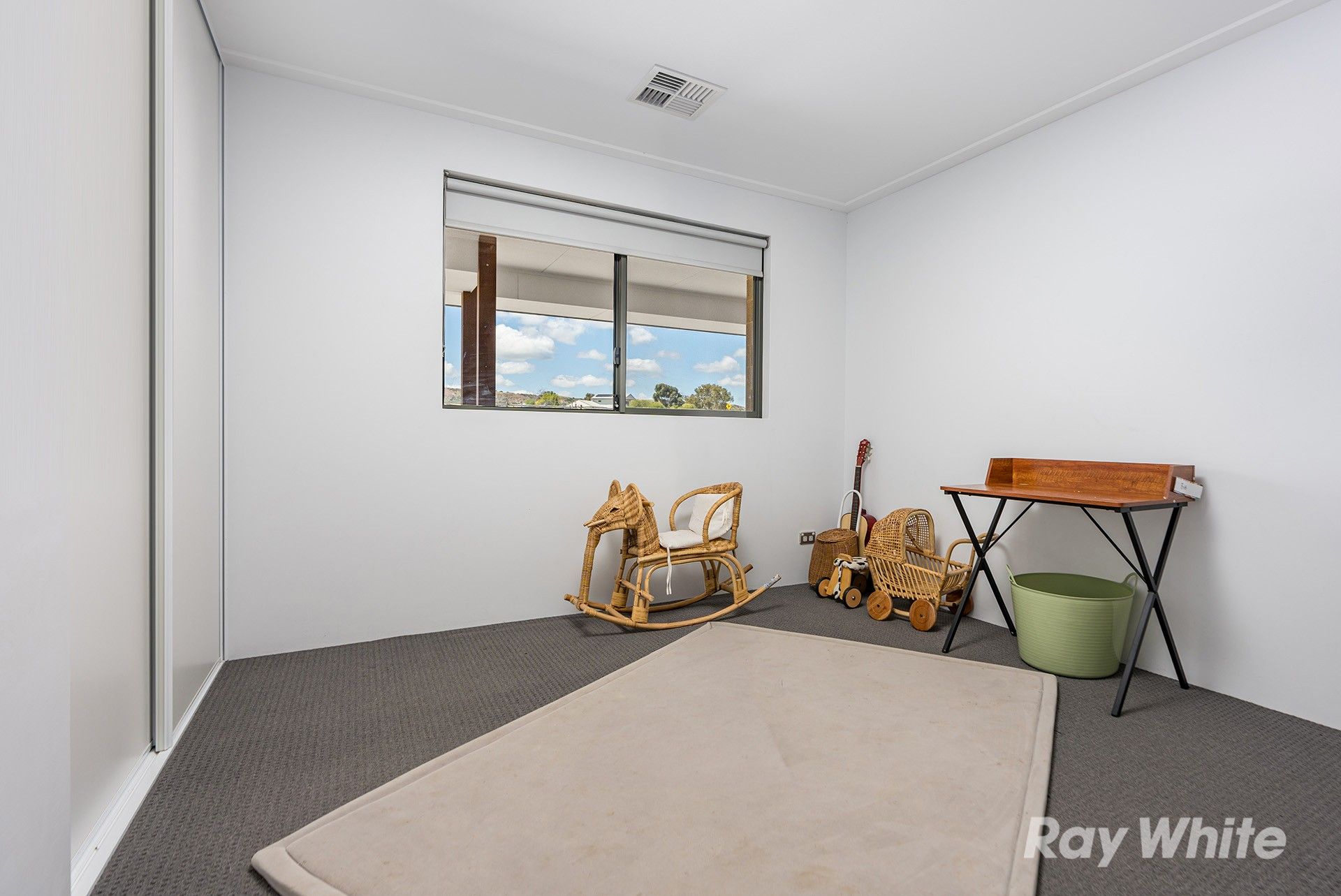 302 Eliza Shaw Drive — photo 15 of 30