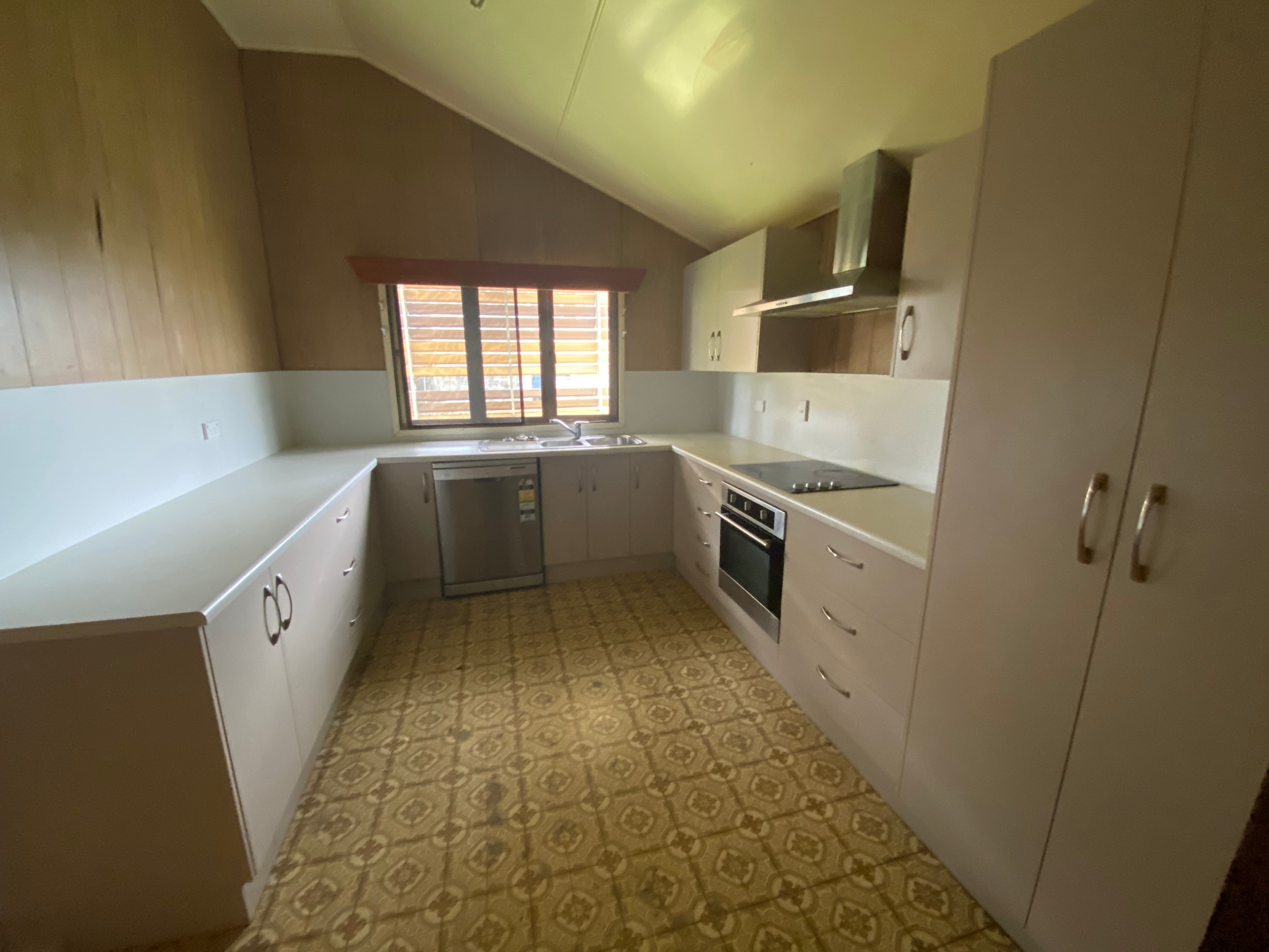 12 Stone Street, Ingham, QLD 4850