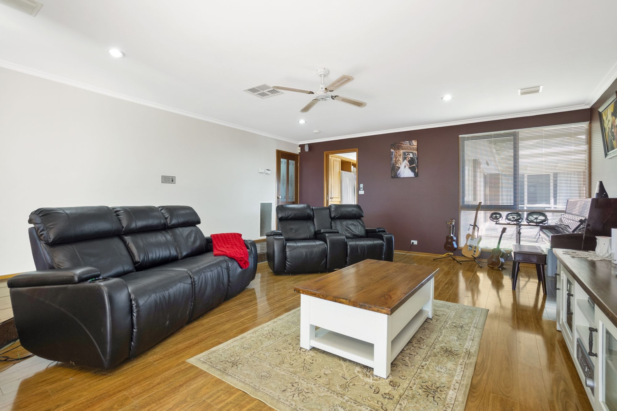 15 Wildflower Crescent, Hoppers Crossing, VIC 3029
