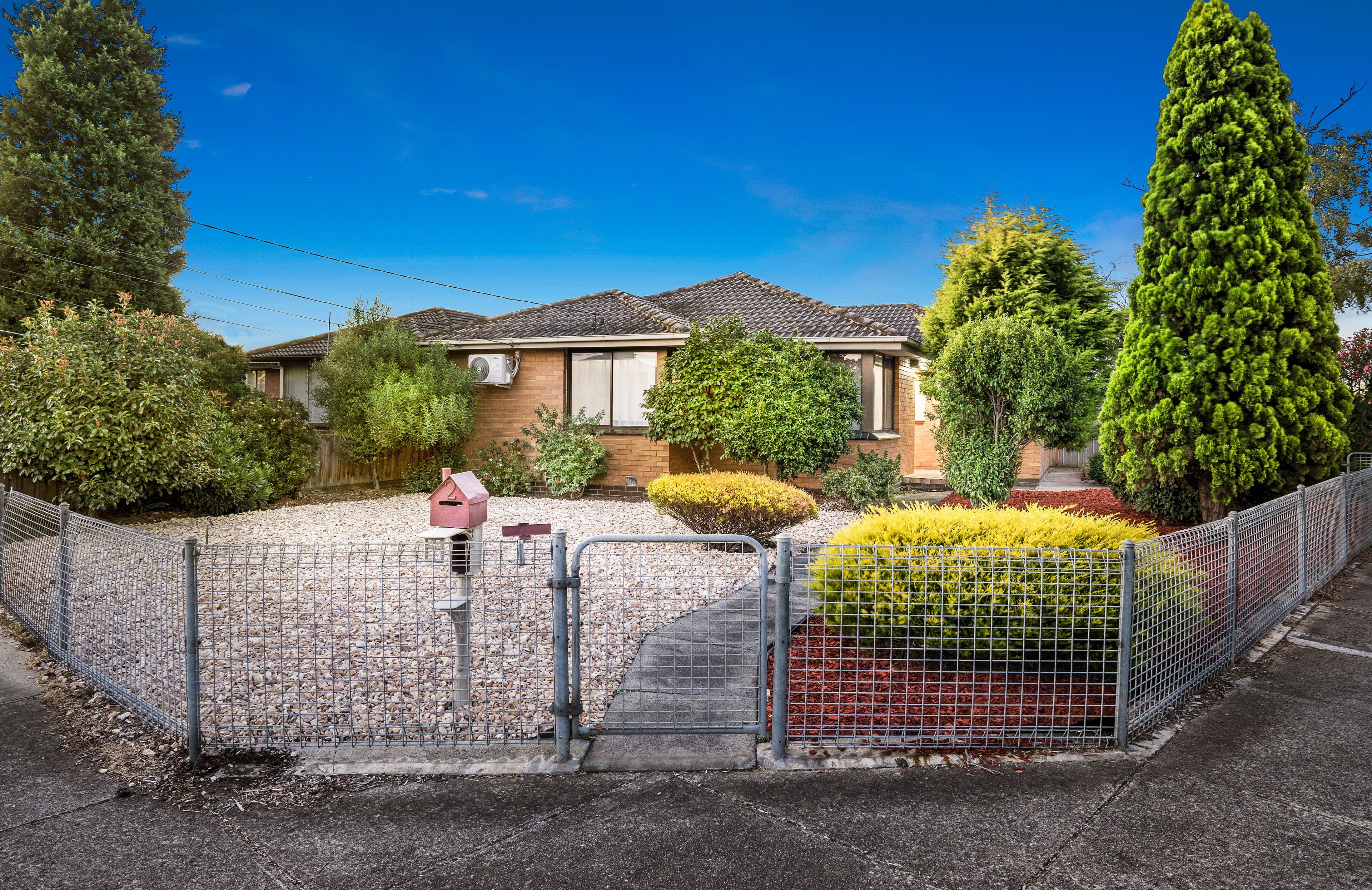 2 Kemp Avenue, Thomastown VIC 3074