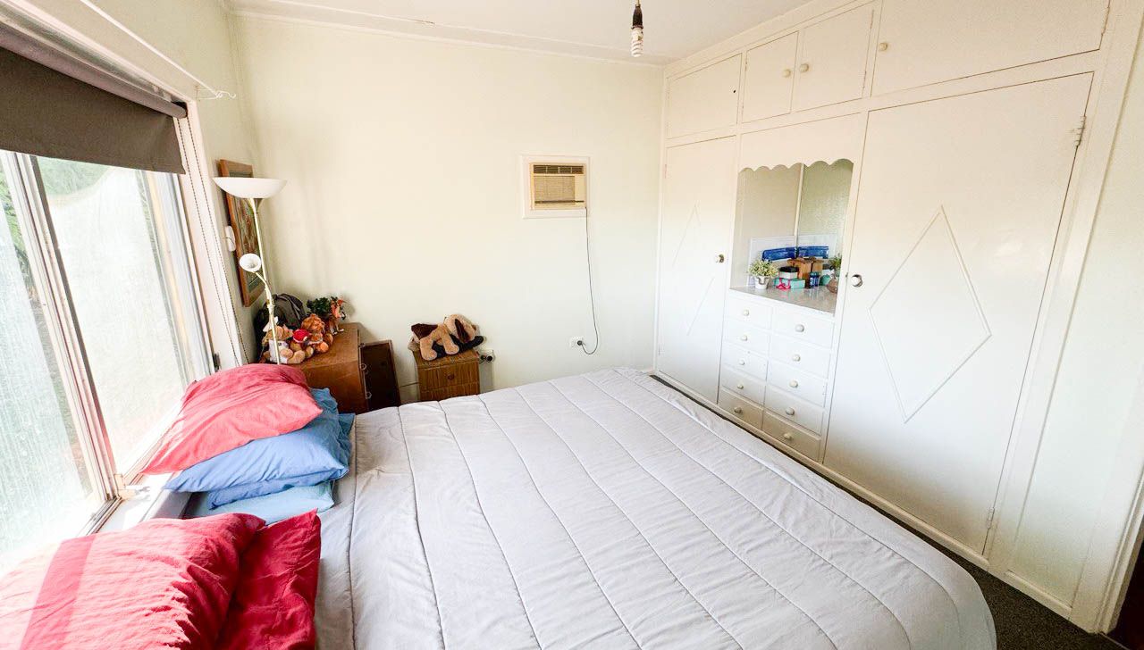 52 Busby Street — photo 6 of 14