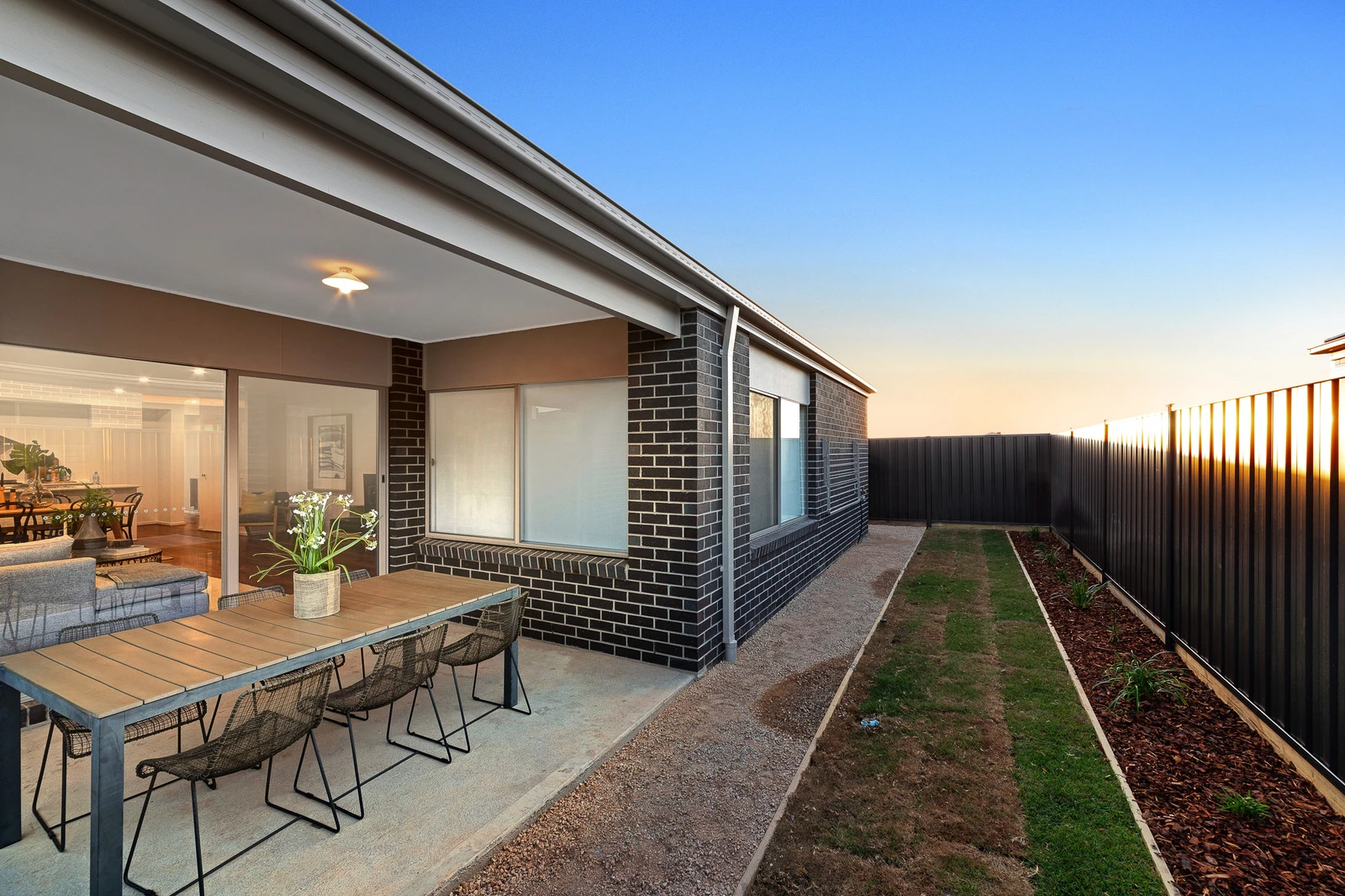 27 Trajectory Drive, Tarneit, VIC 3029