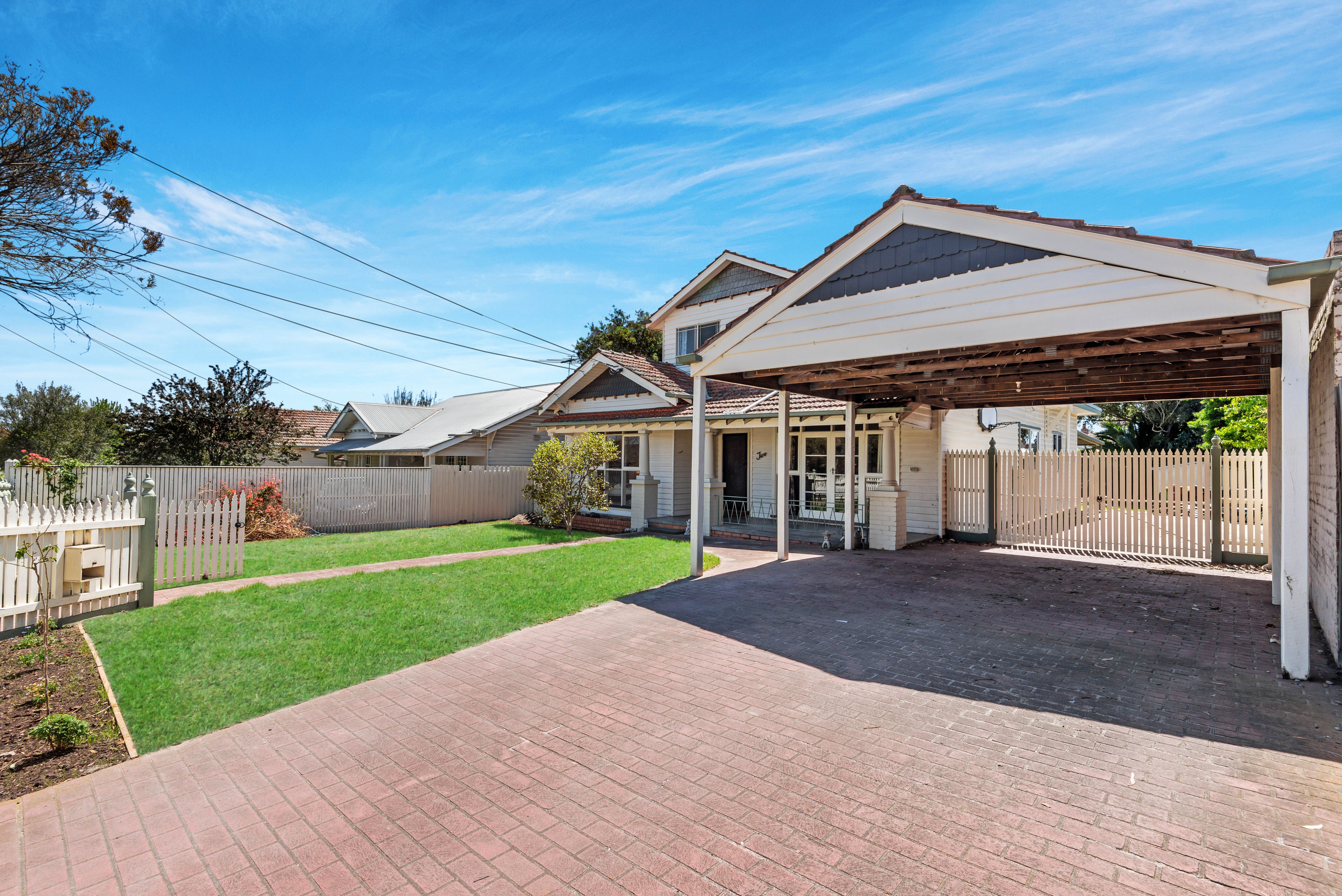 2 McPherson Street, Reservoir, VIC 3073