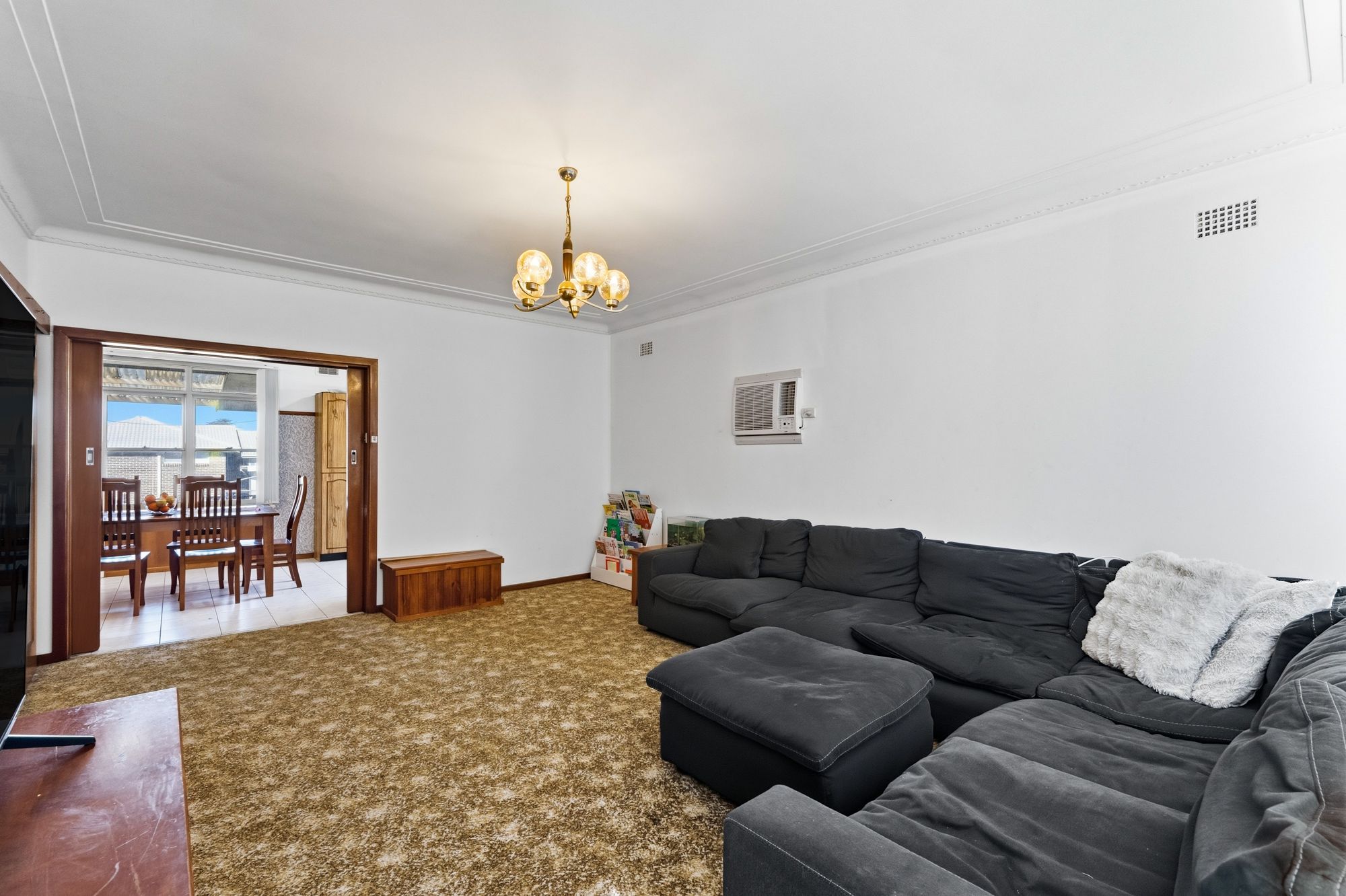 298 Great Western Highway — photo 4 of 9