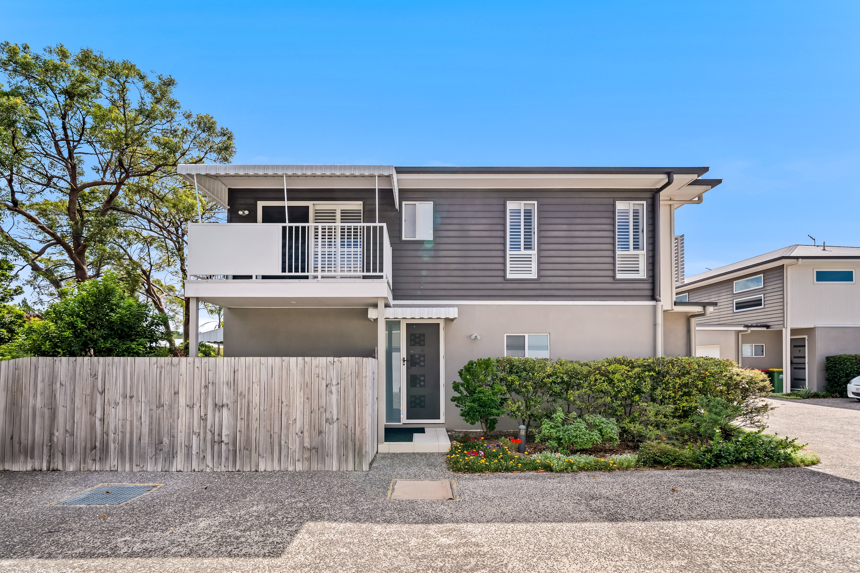 4/129 Barbaralla Drive, Springwood, QLD 4127