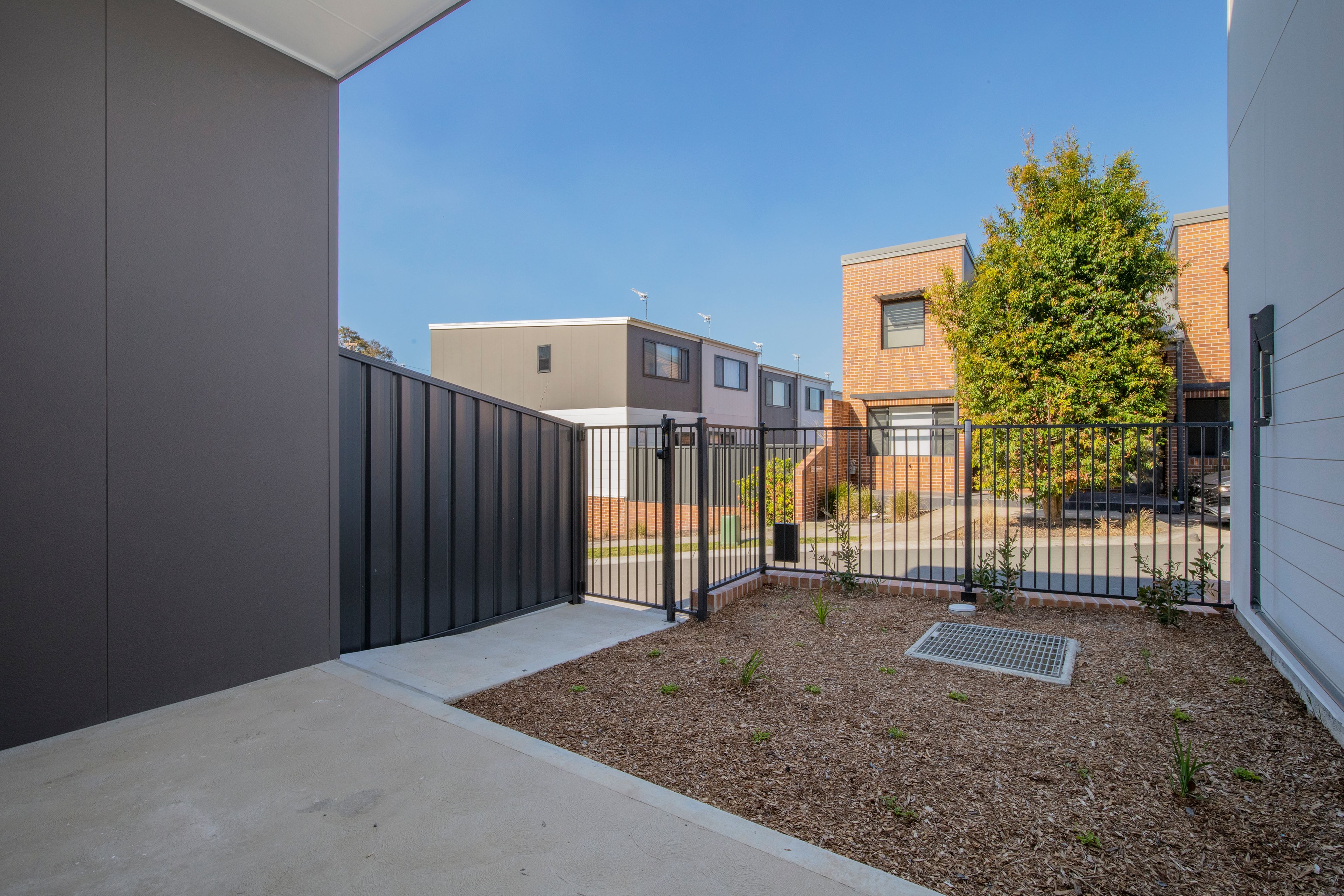 2/2 Corymbia Way — photo 8 of 15