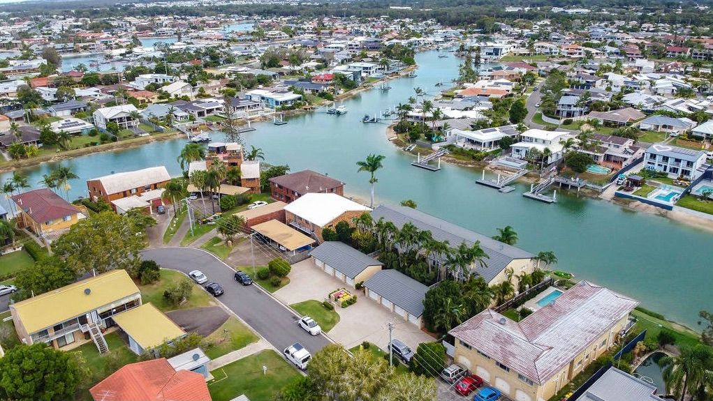 25-27 Barooga Crescent, Mooloolaba QLD 4557