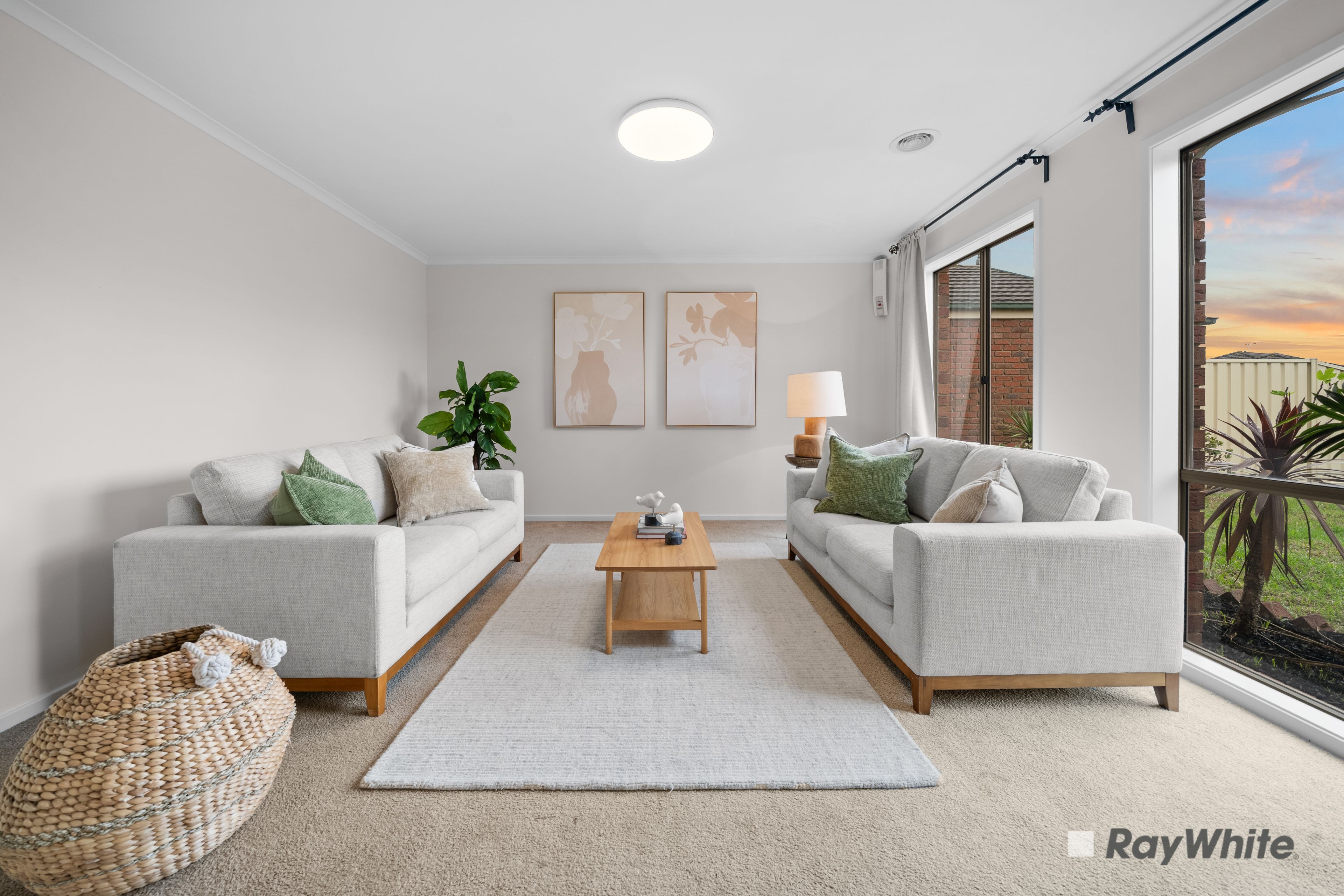 6 Camberwell Drive, Narre Warren, VIC 3805