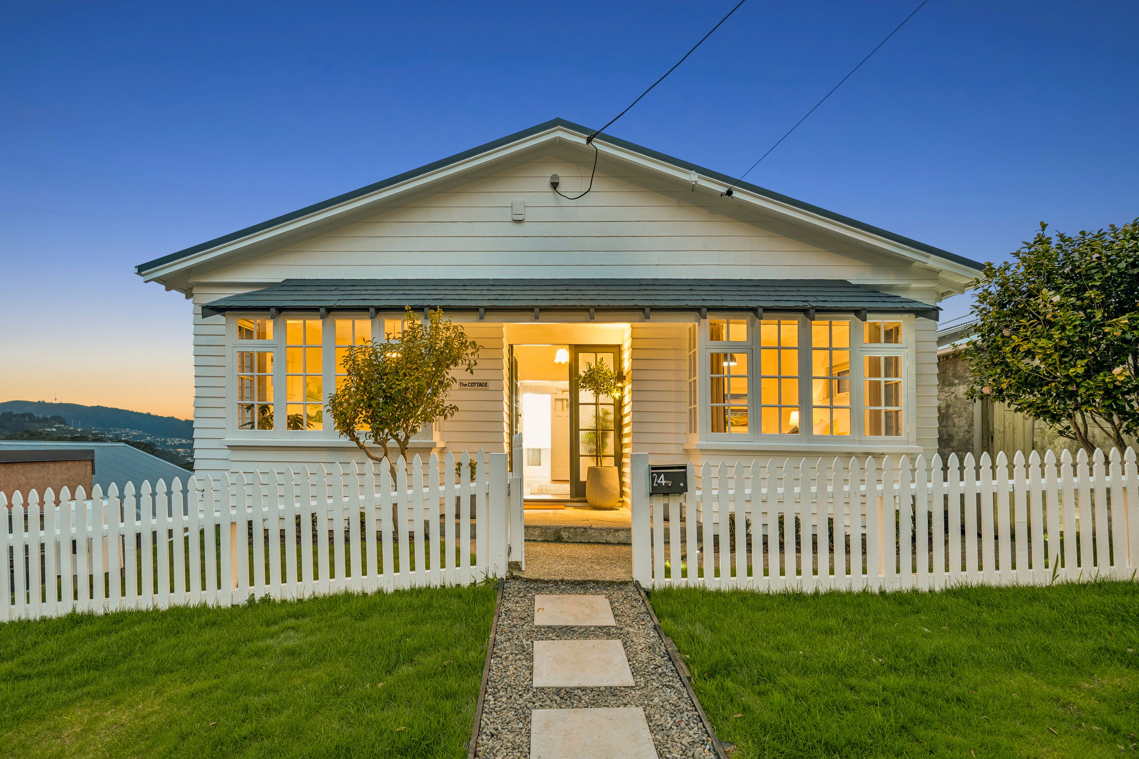 24 Homewood Crescent, Karori, Wellington City