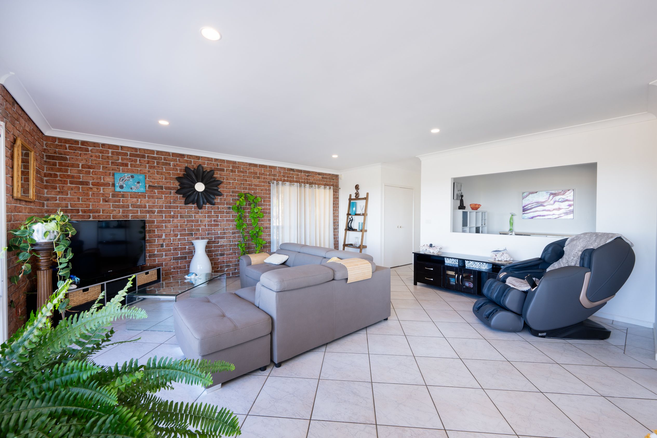 1 Emerald Heights Drive — photo 9 of 28