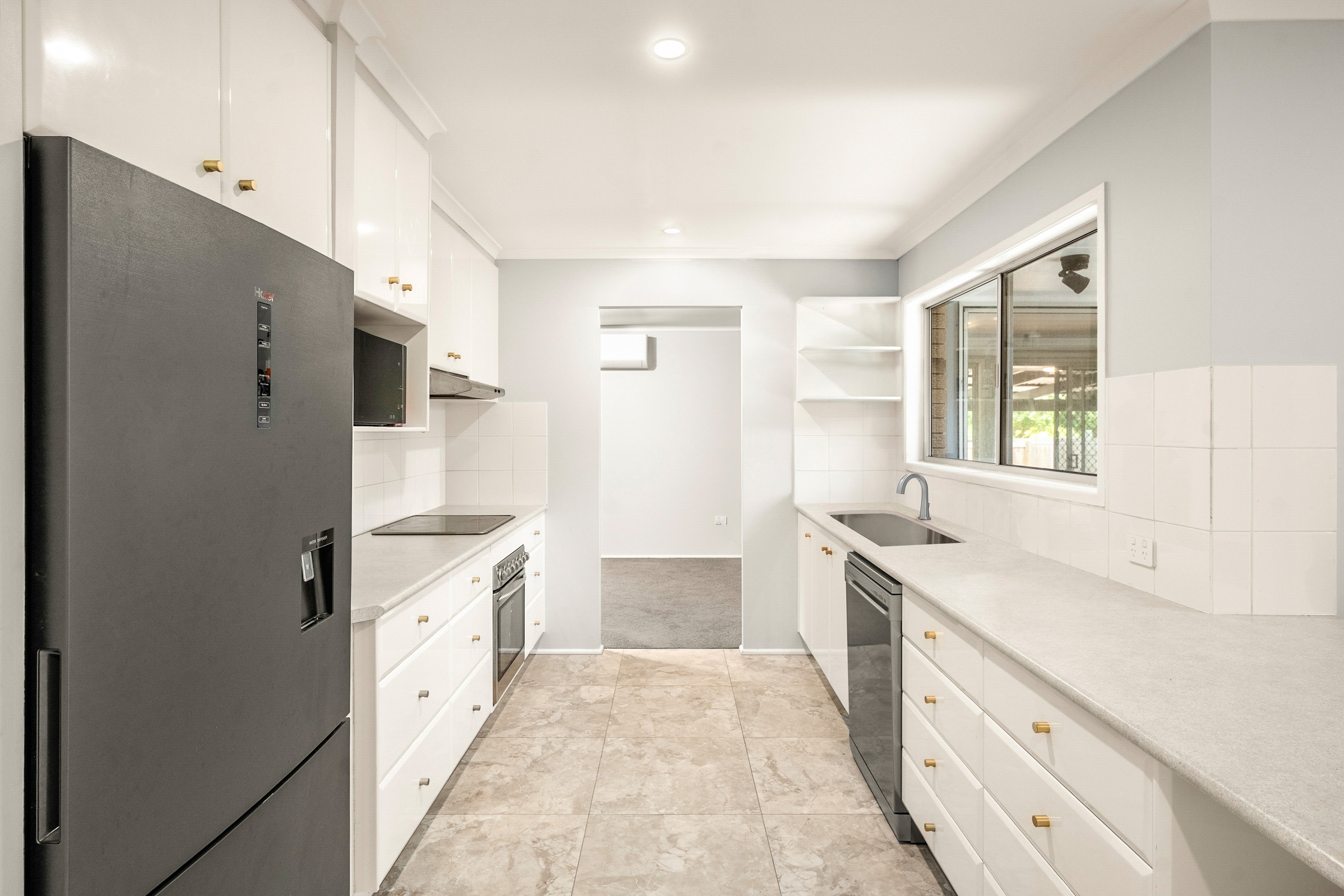 2 Aleon Crescent, Ormiston, QLD 4160