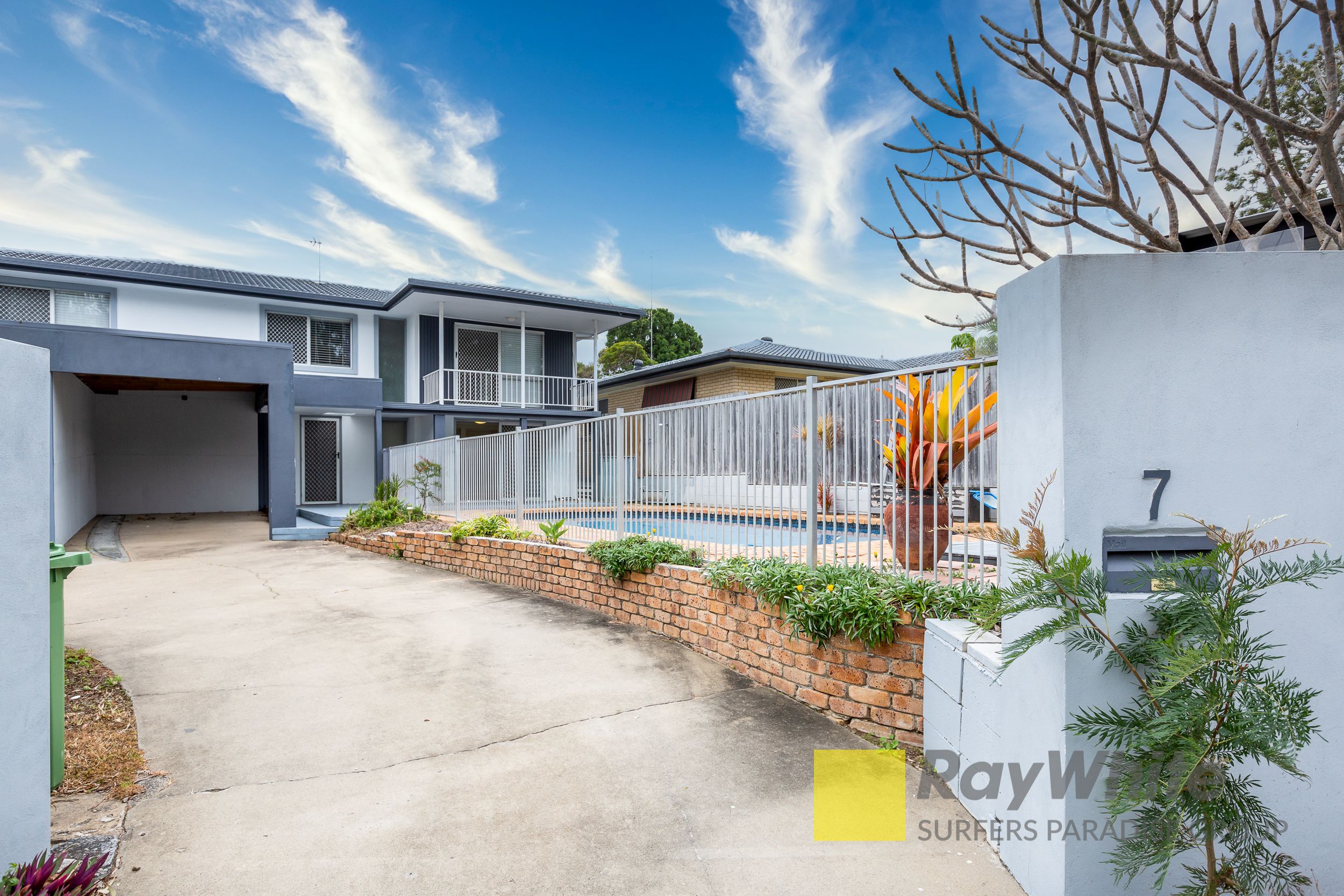 7 Arthur Street, Biggera Waters, QLD 4216
