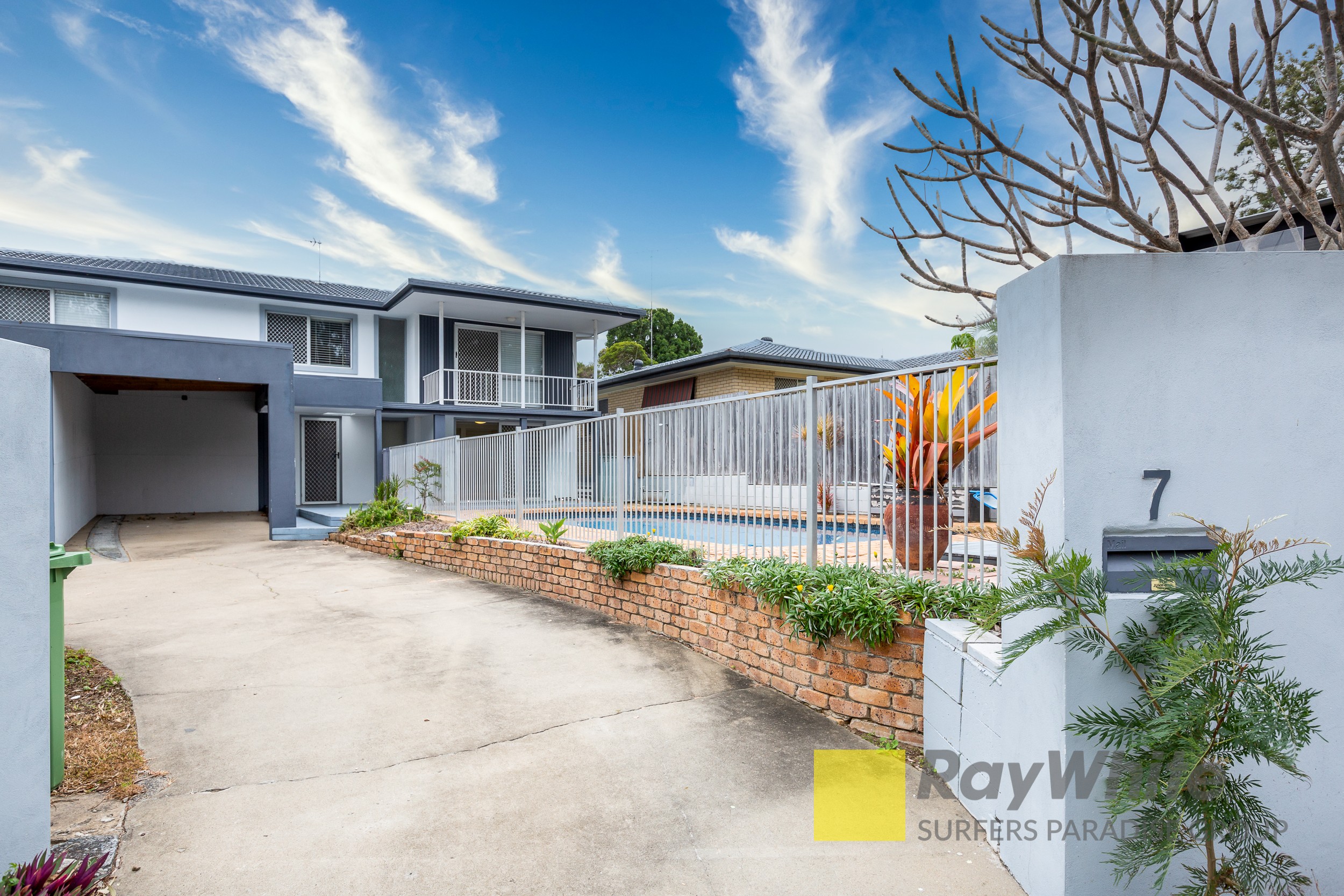 7 Arthur Street, Biggera Waters, QLD 4216