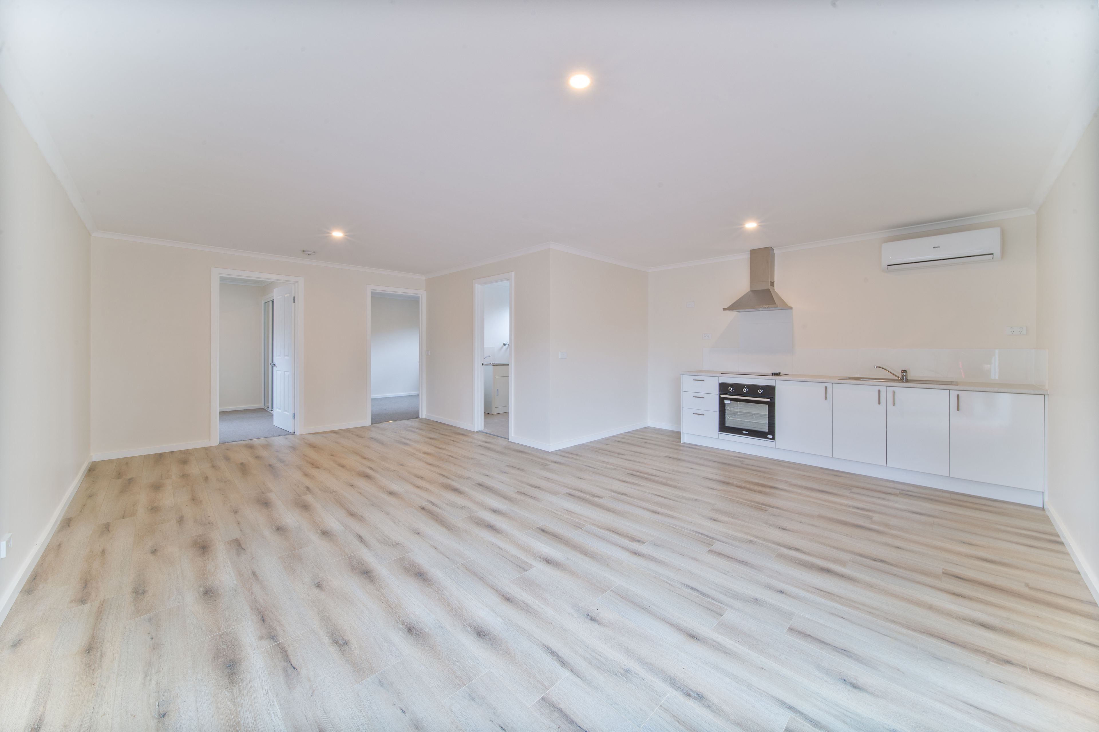 13A Churchill Avenue, Flora Hill, VIC 3550