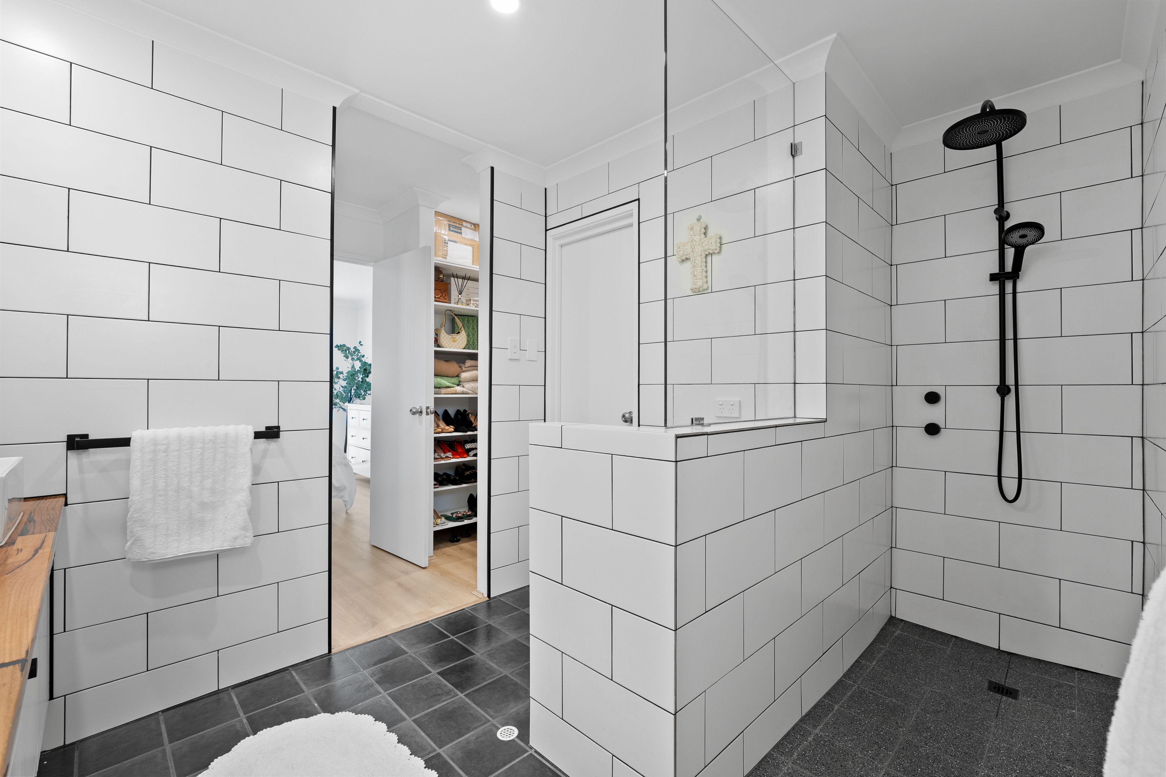 48 Baroness Road — photo 6 of 30