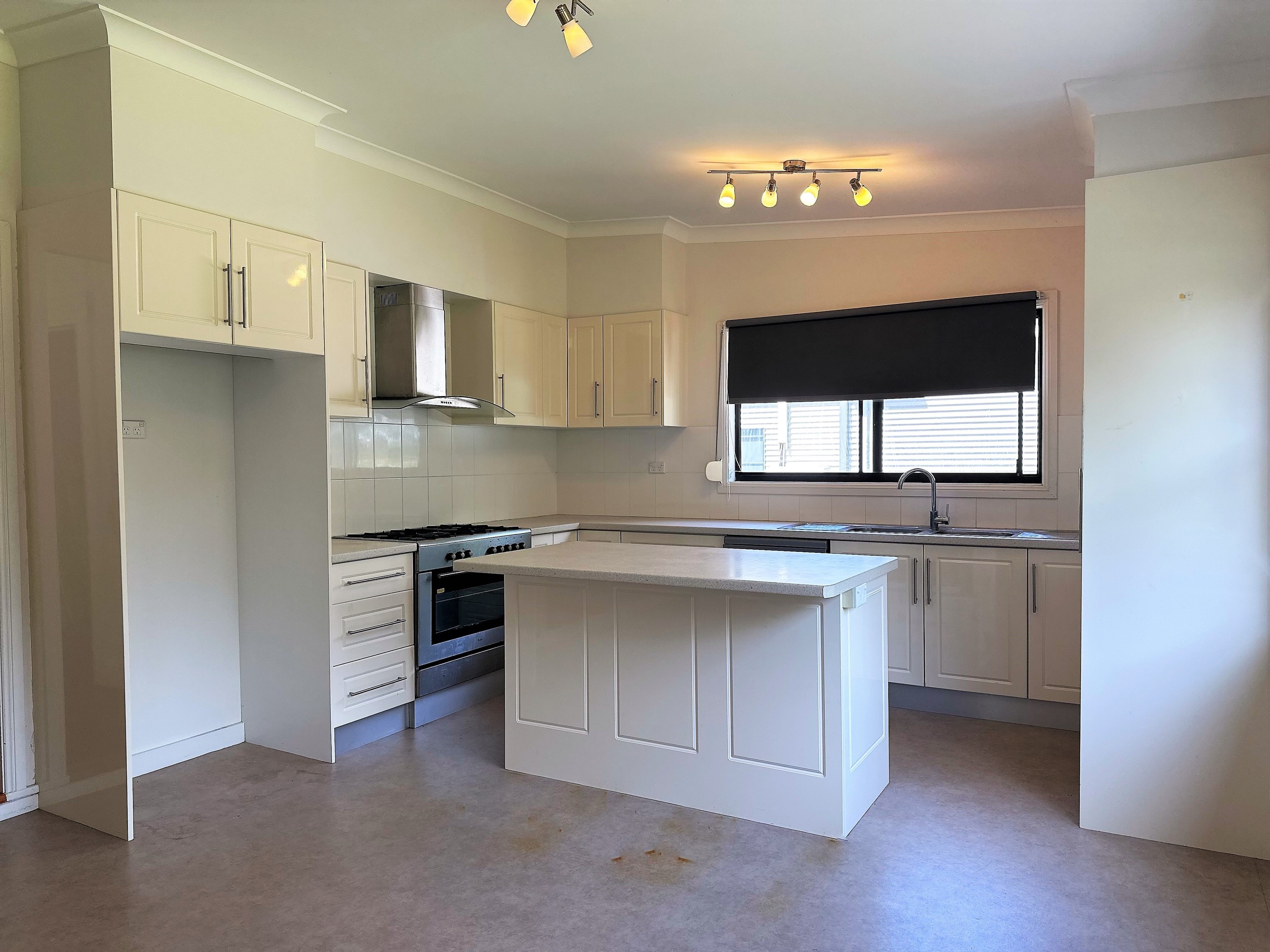 12 Stanhope Street, Woonona, NSW 2517