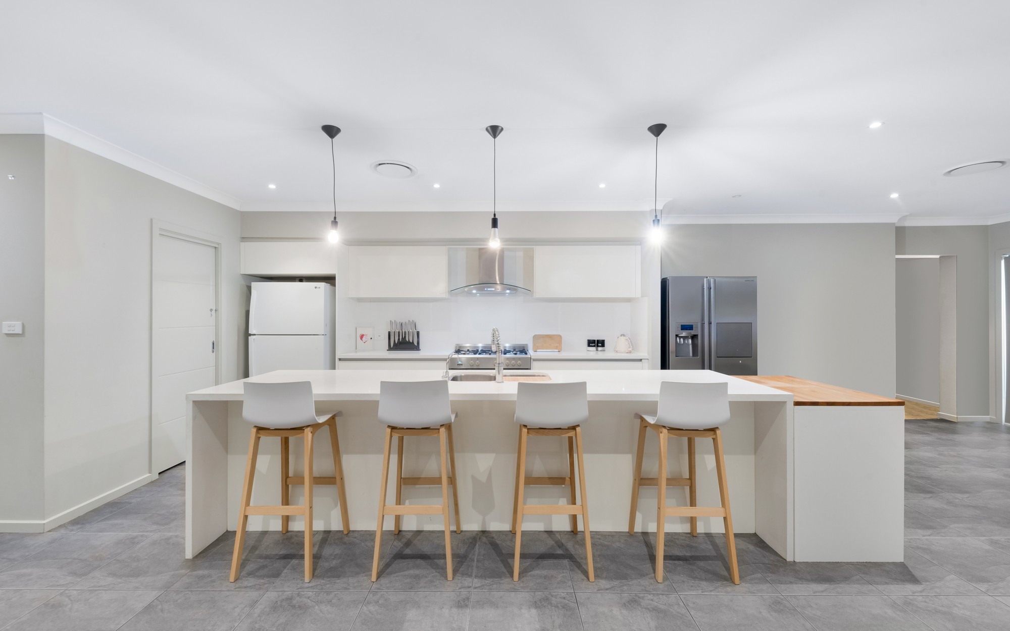 22 Fairbank Drive, GLEDSWOOD HILLS, NSW 2557