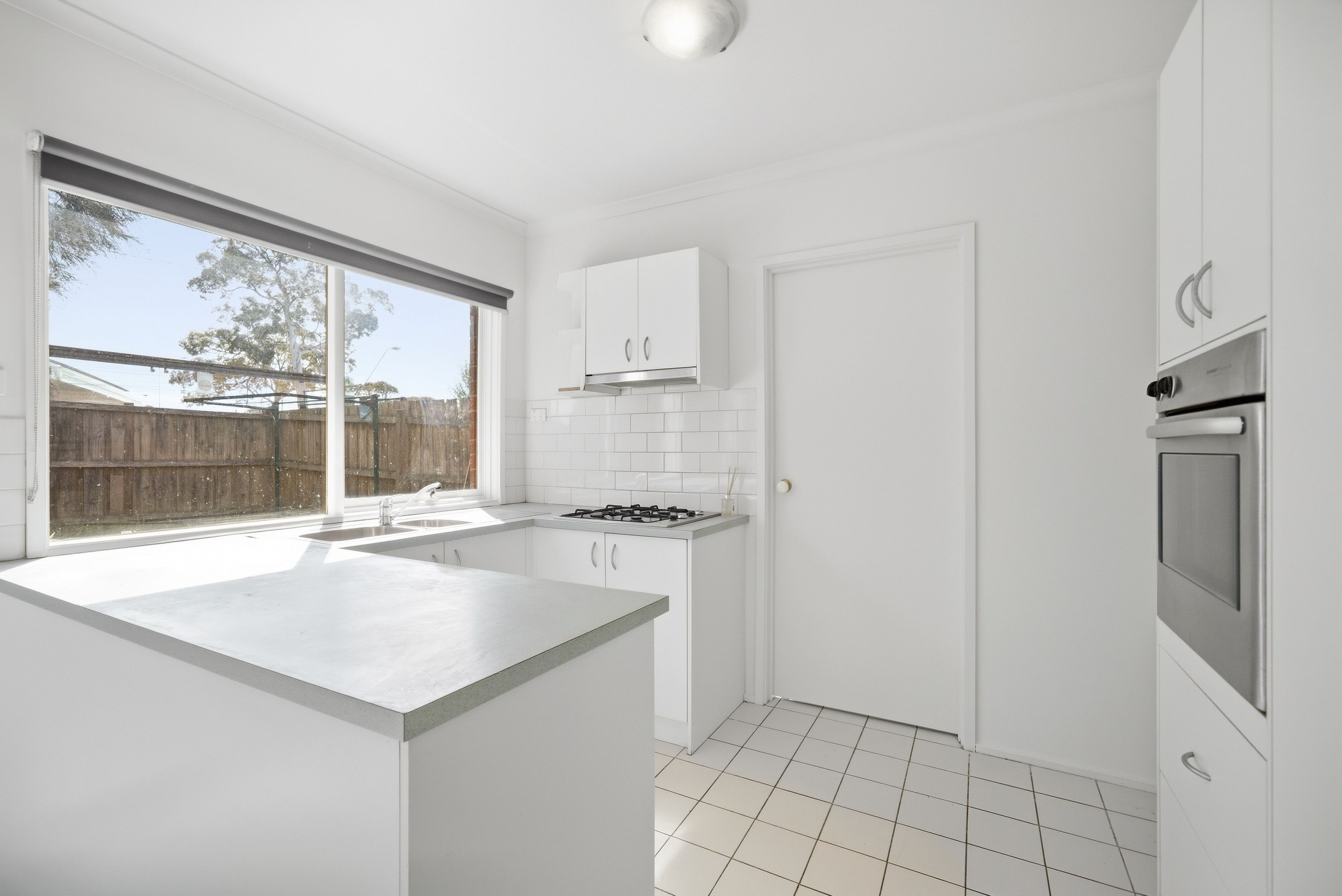 28 Kings Court — photo 8 of 16