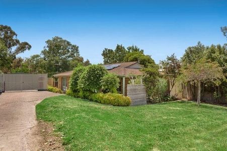 8 Lantana Drive, Narre Warren, VIC 3805