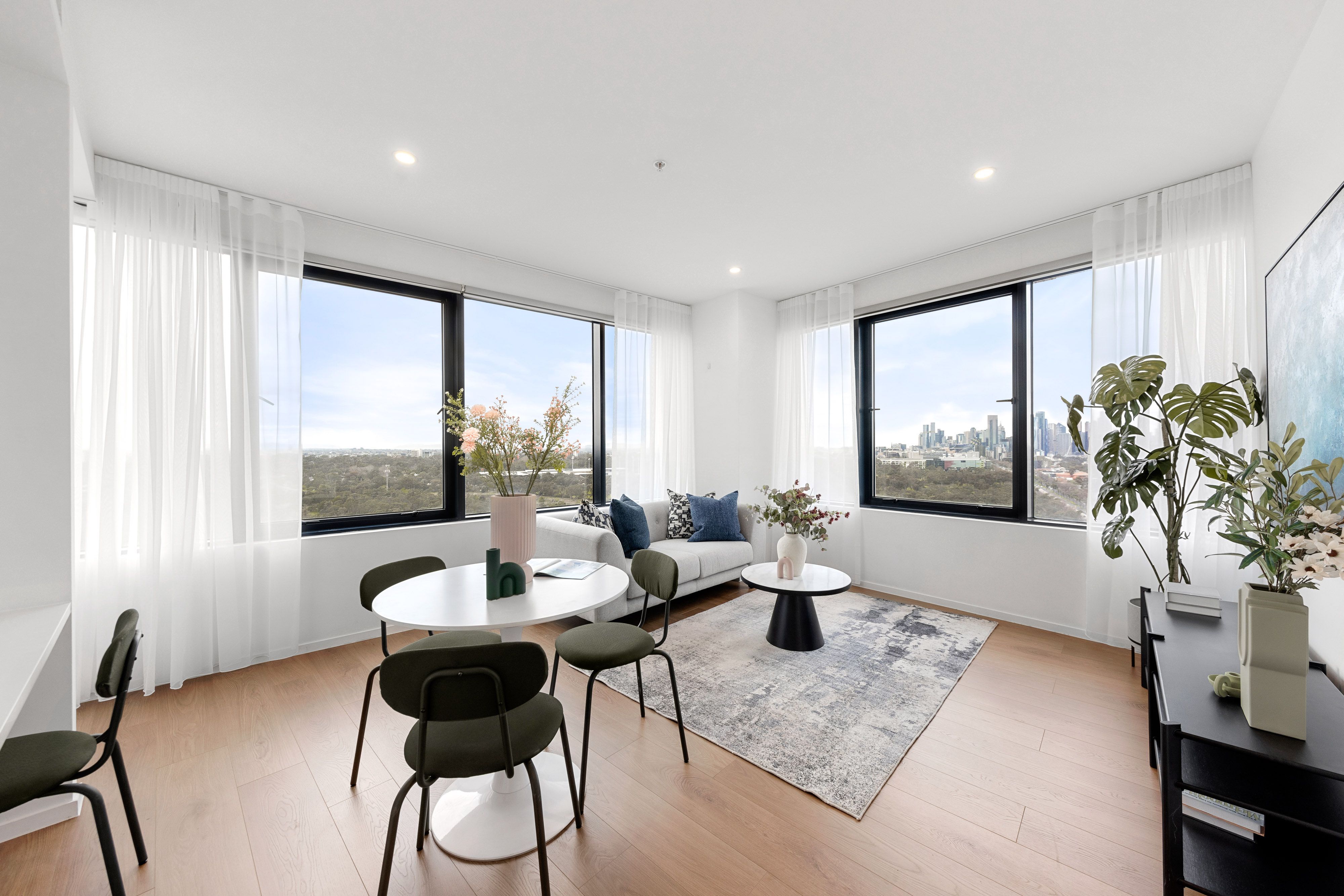 18 Mt Alexander Road, Travancore VIC 3032