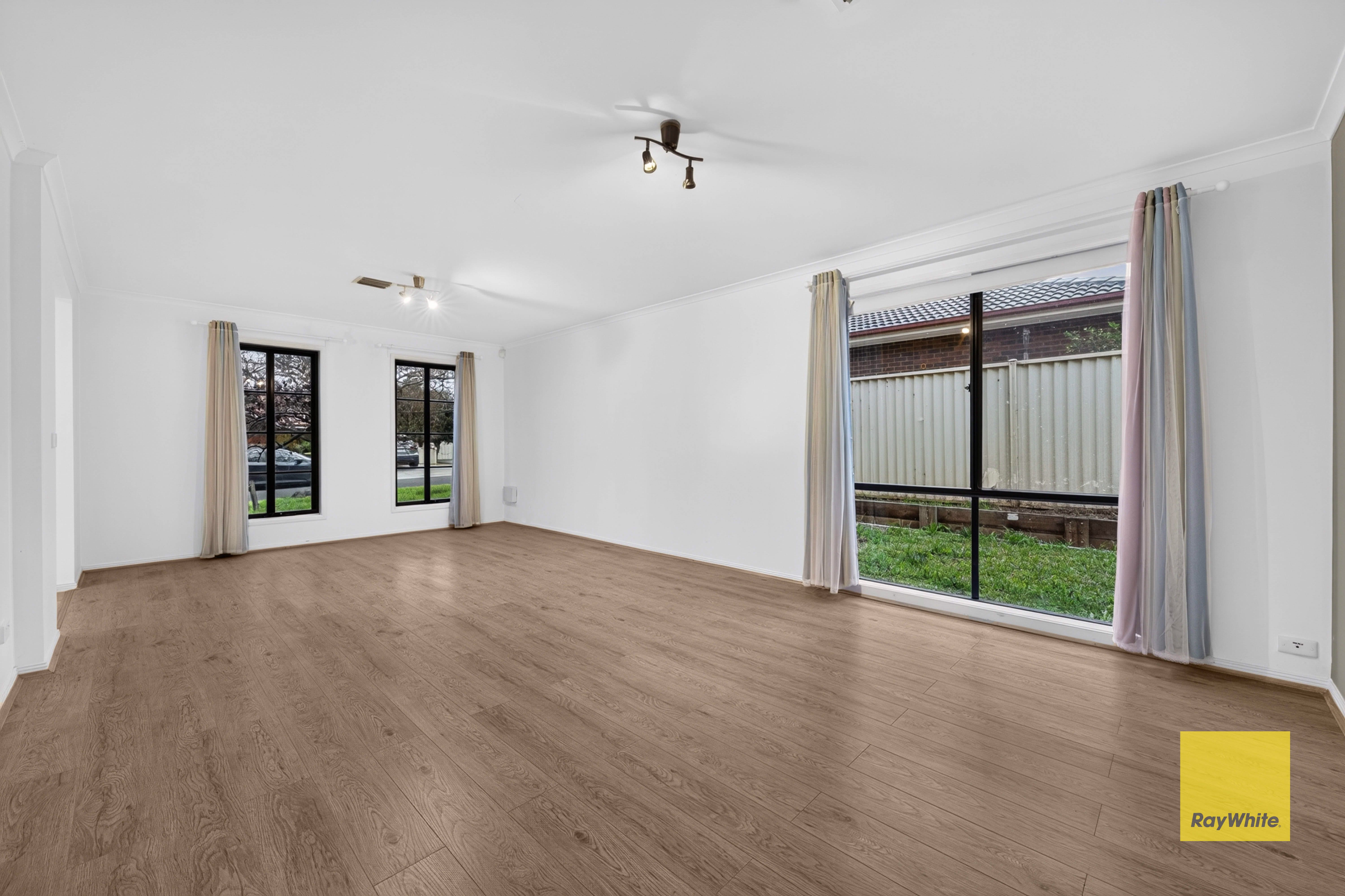 17 St Nicholas Court — photo 6 of 30