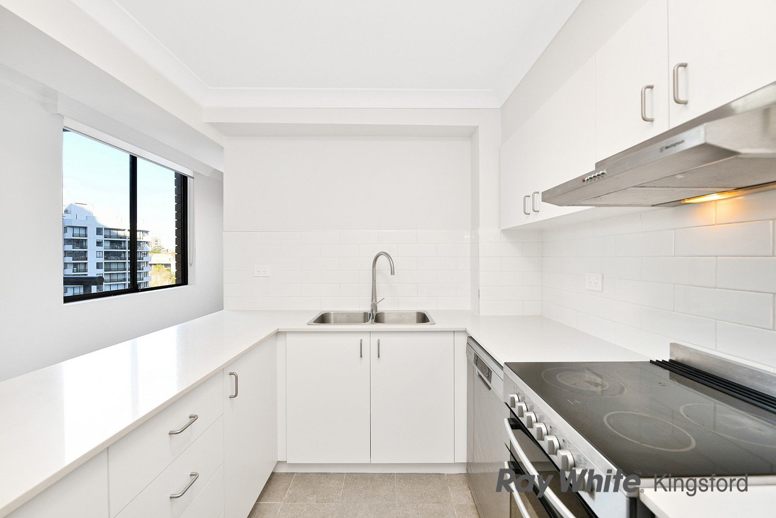 71/17-25 Wentworth Street — photo 3 of 7